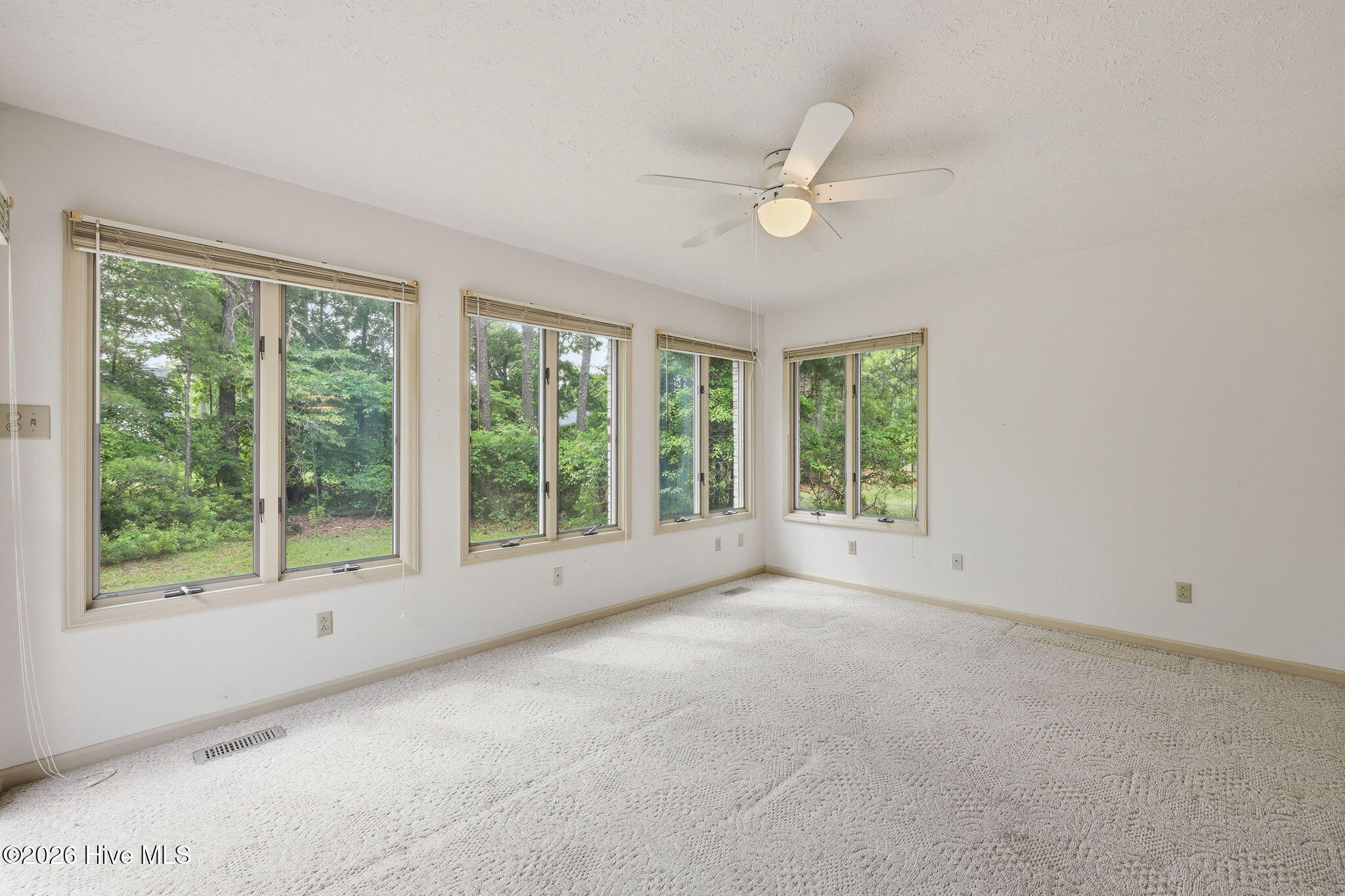 900 Crane Drive Property Photo 13