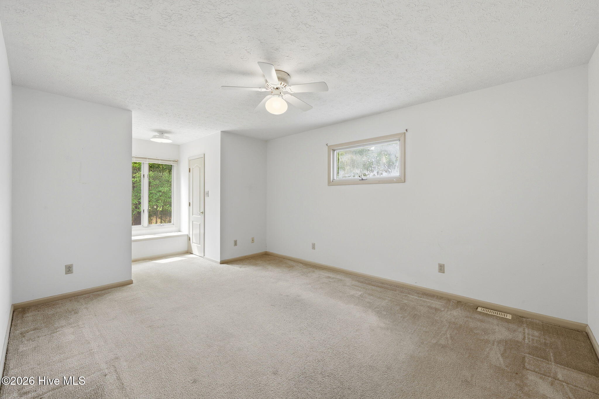 900 Crane Drive Property Photo 20