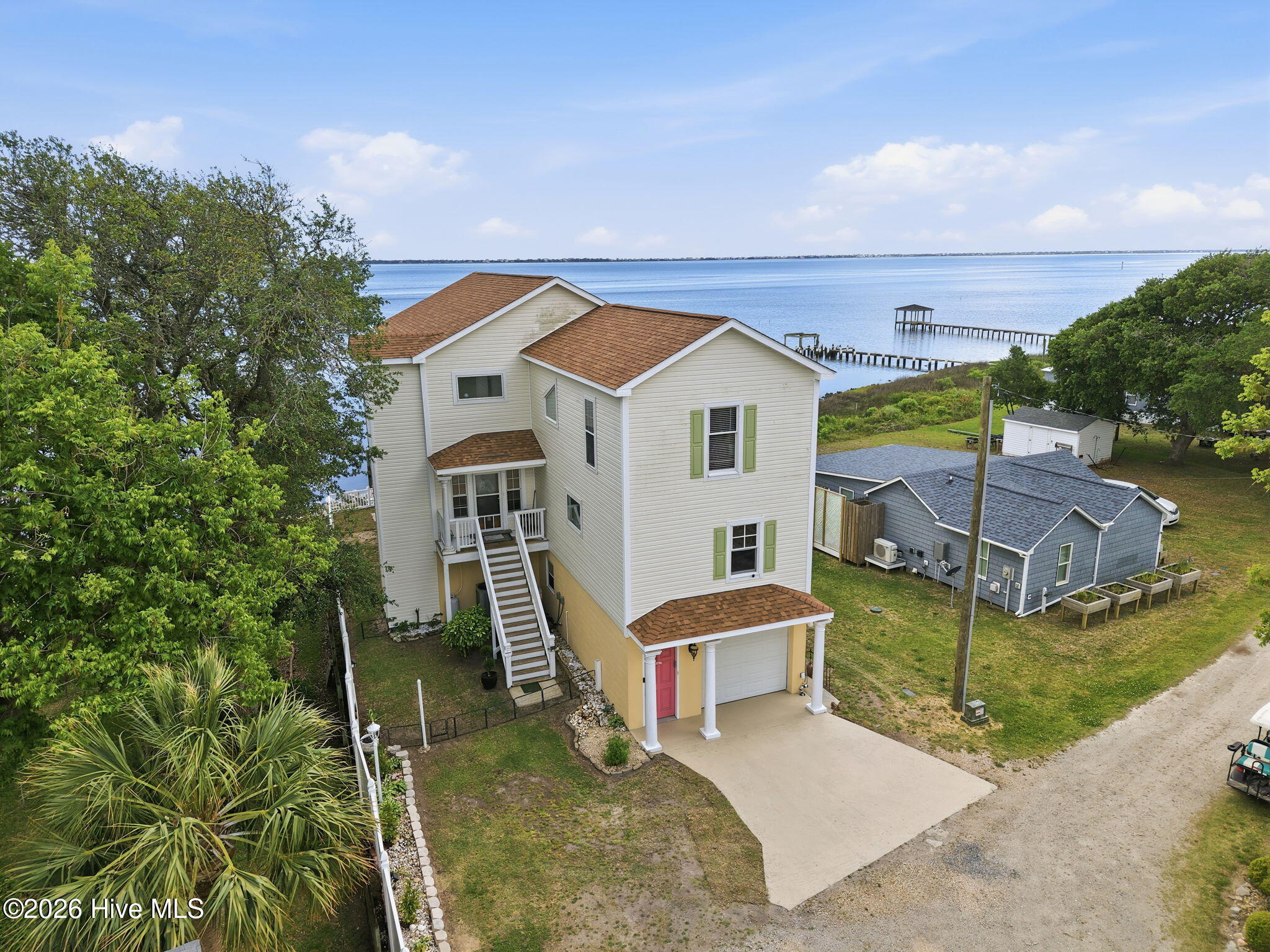 103 Waterfront Avenue Property Photo 11