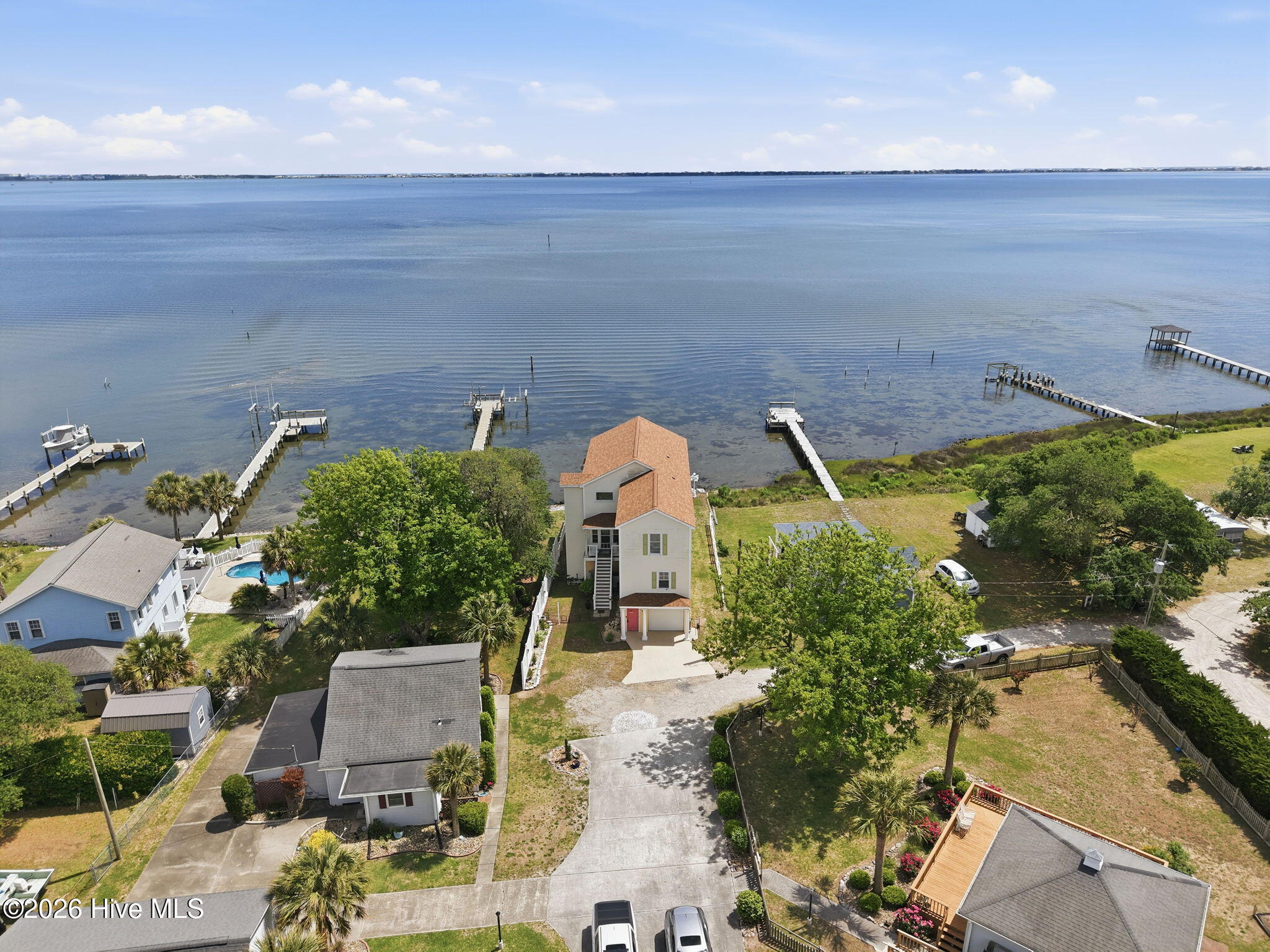 103 Waterfront Avenue Property Photo 19