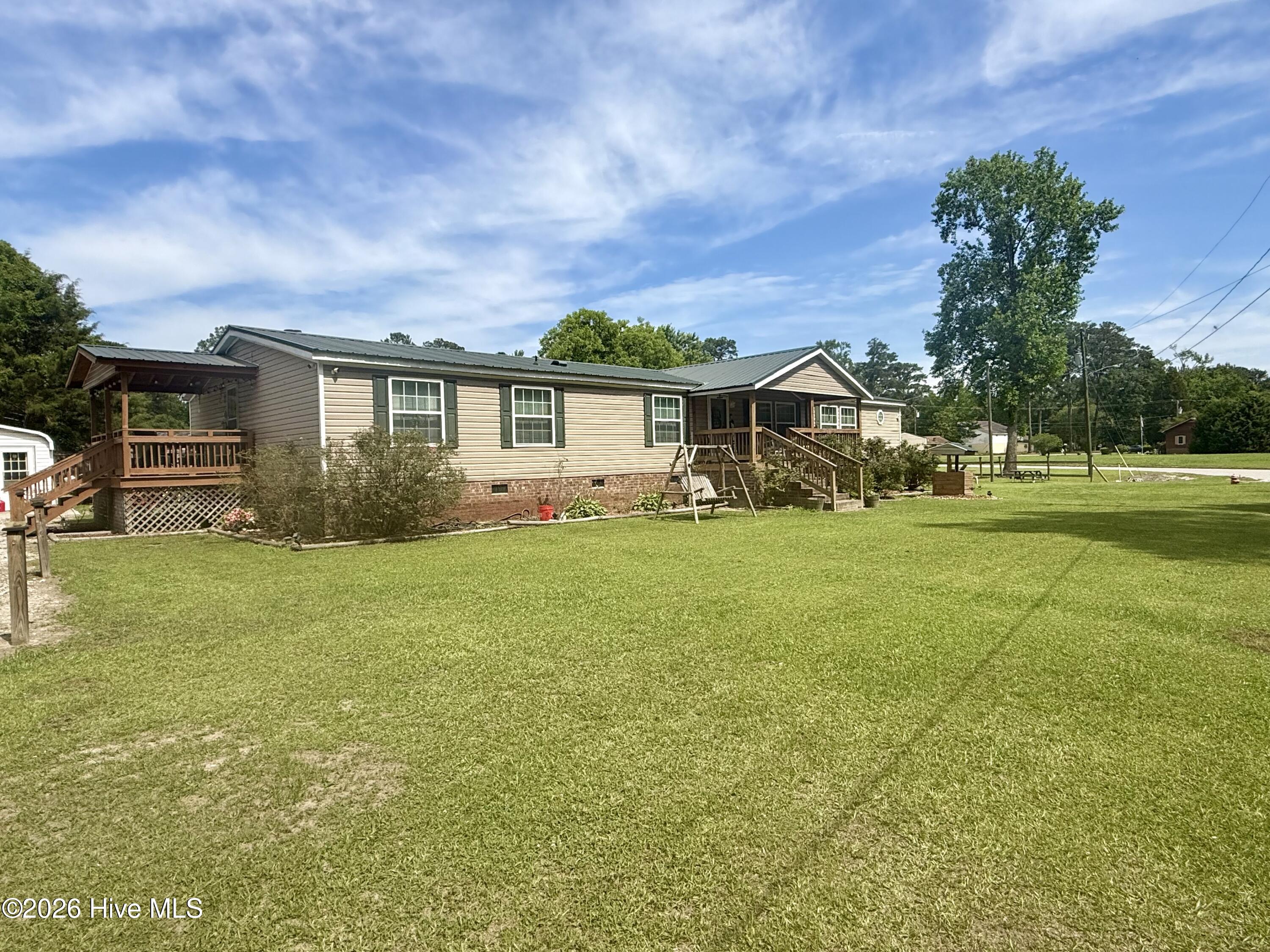 102 Belcher Road Property Photo 6