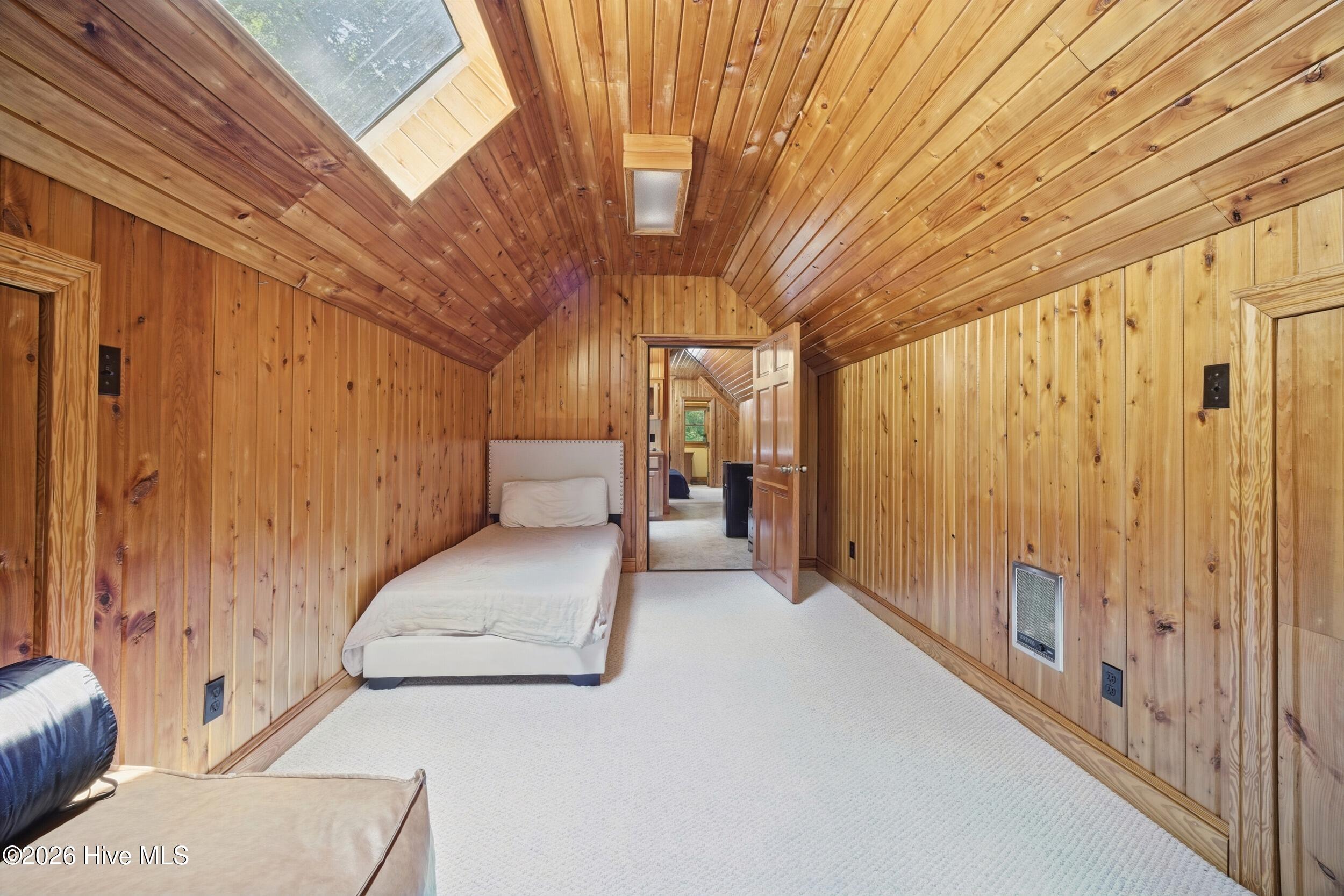 735 Daniels Road Property Photo 15
