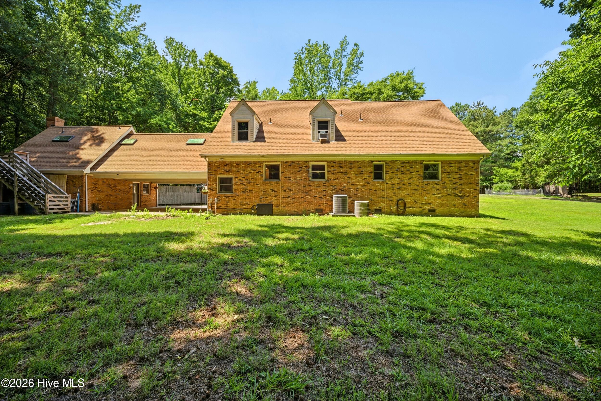735 Daniels Road Property Photo 21