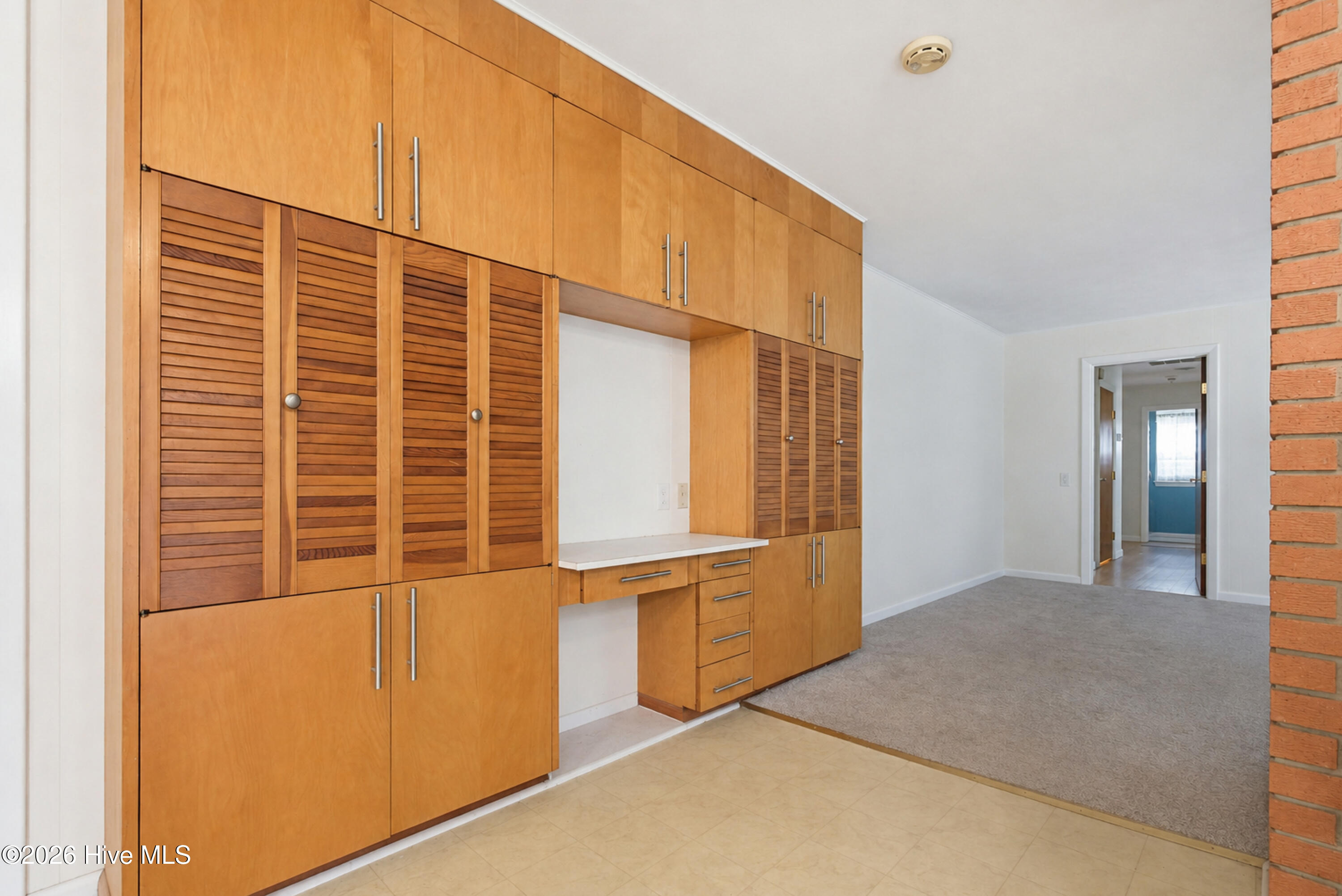 527 Edgewood Circle Property Photo 15