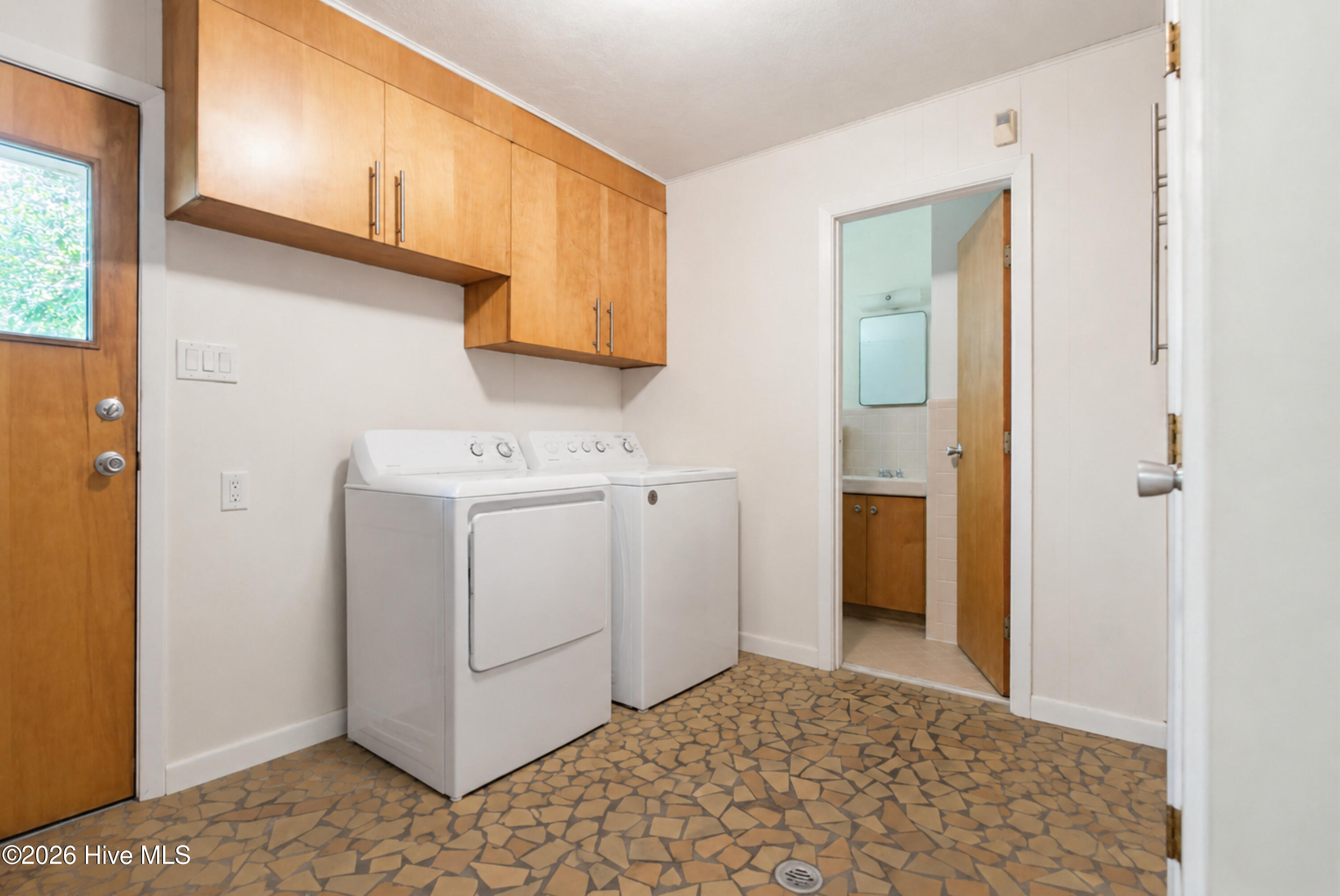527 Edgewood Circle Property Photo 38