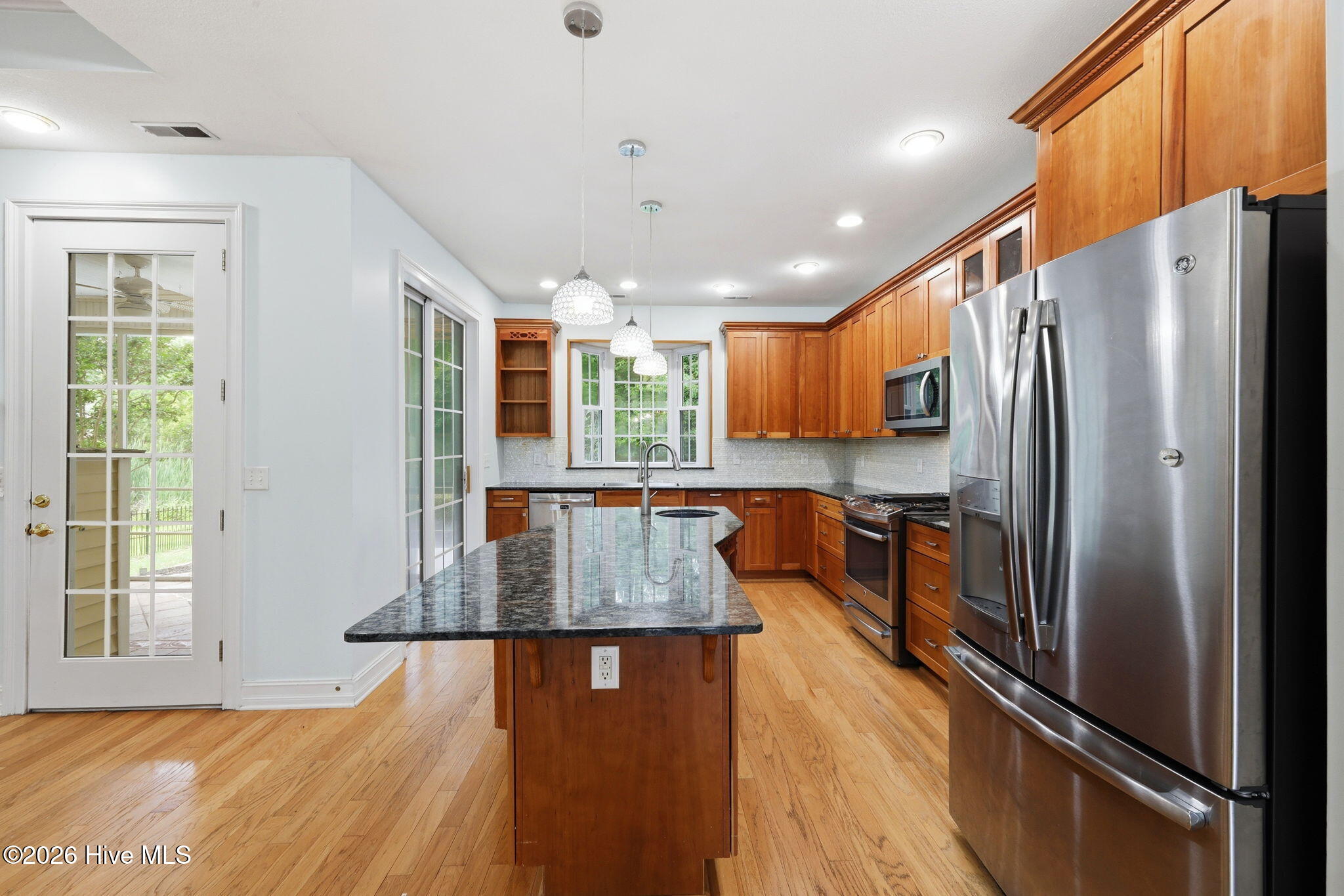 2159 Royal Pines Drive Property Photo 11