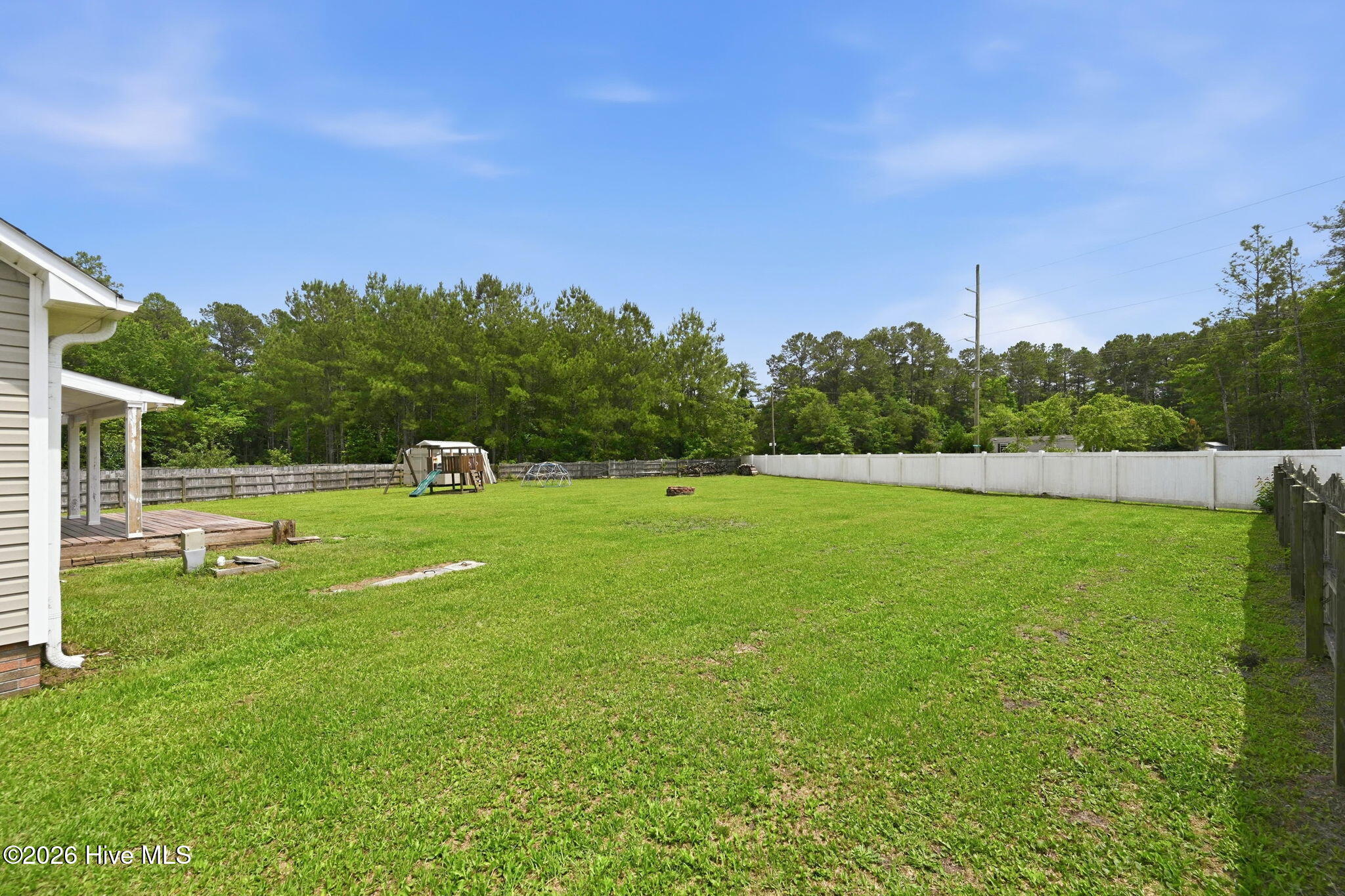 206 Honey Court E Property Photo 21
