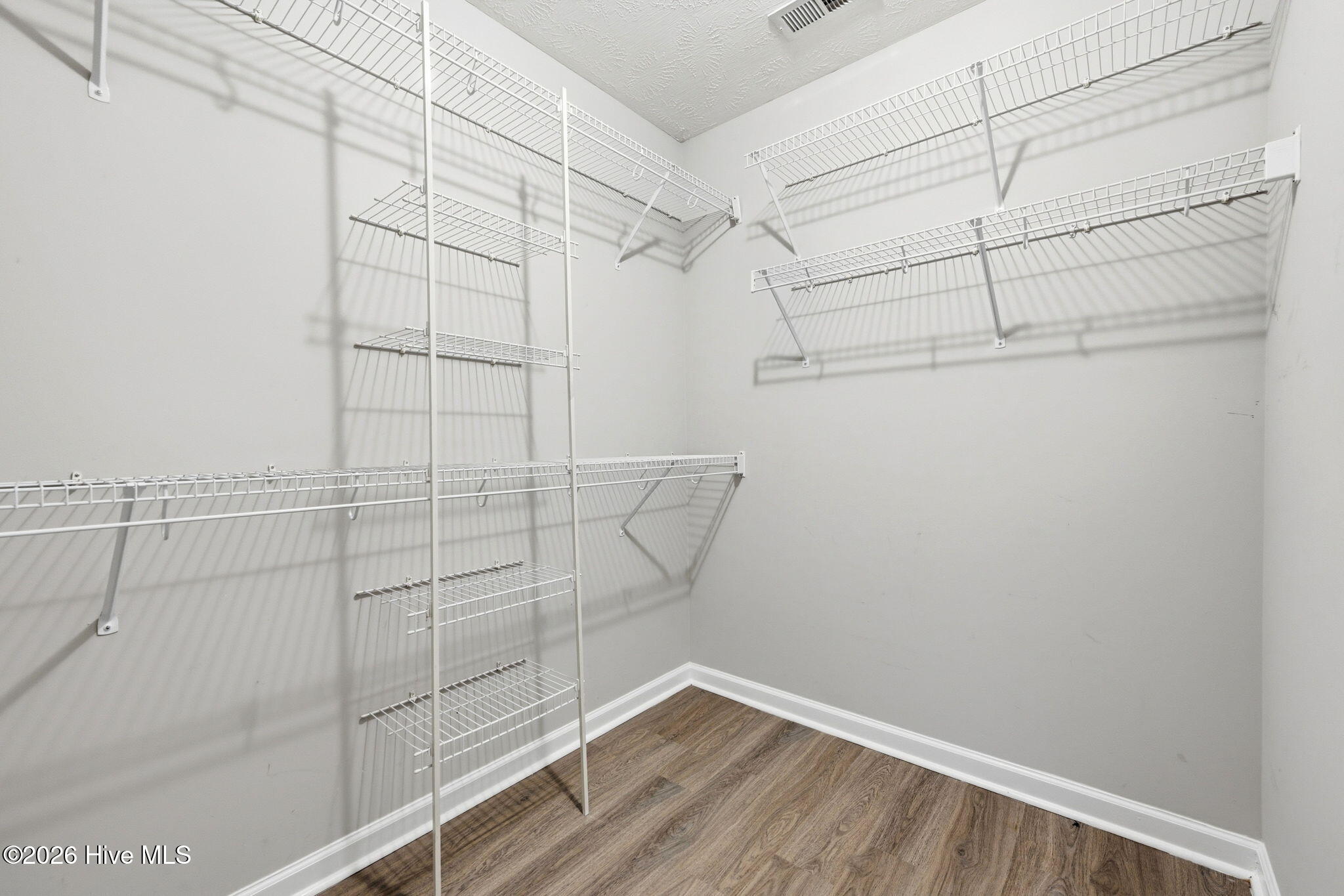 206 Honey Court E Property Photo 37