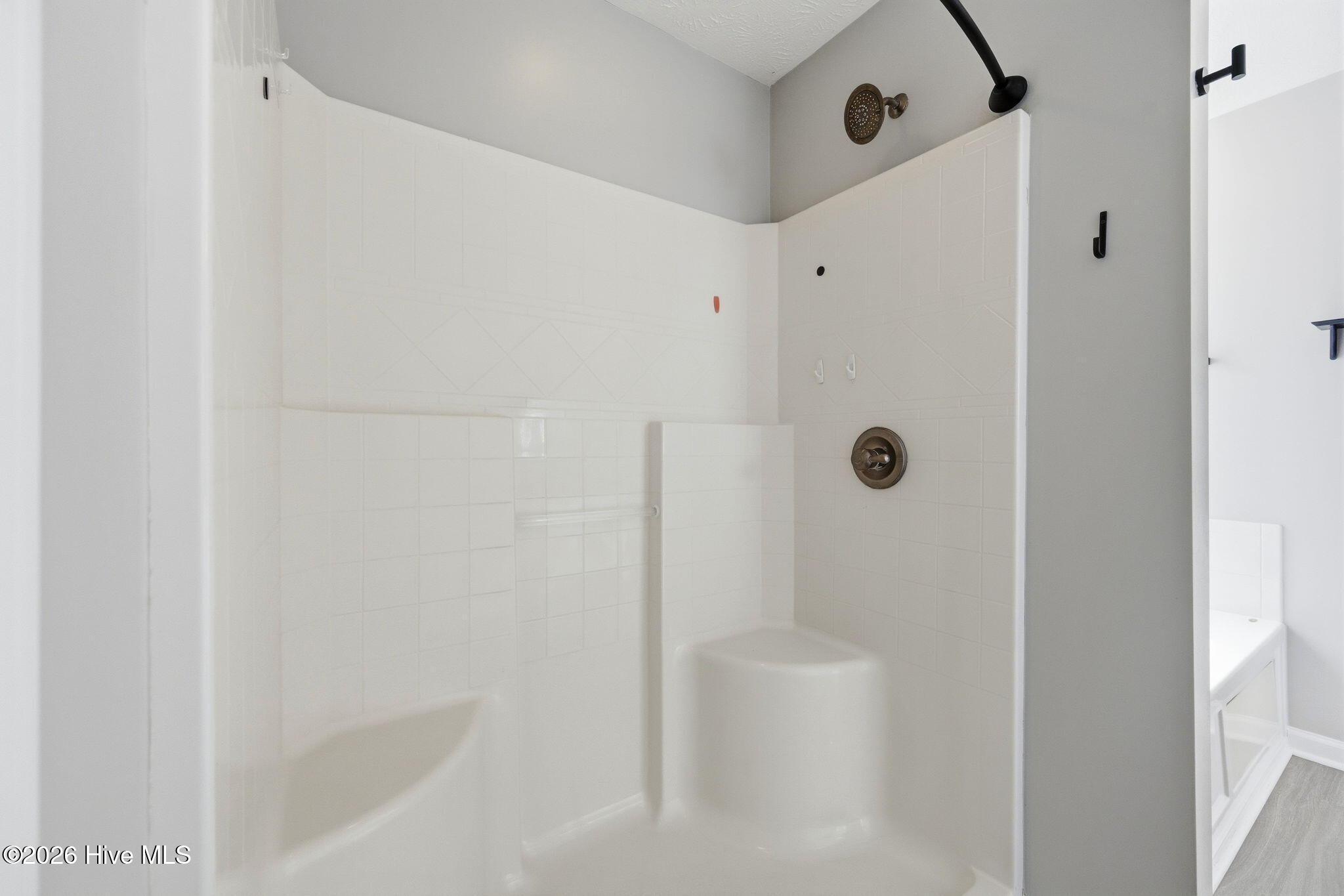 206 Honey Court E Property Photo 41