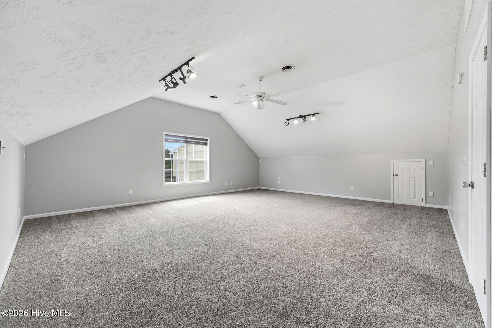 206 Honey Court E Property Photo 52