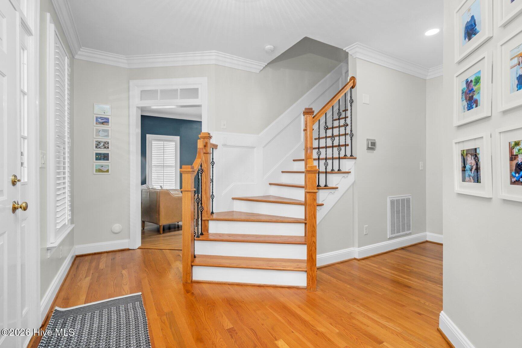 2028 Joelene Drive Property Photo 6