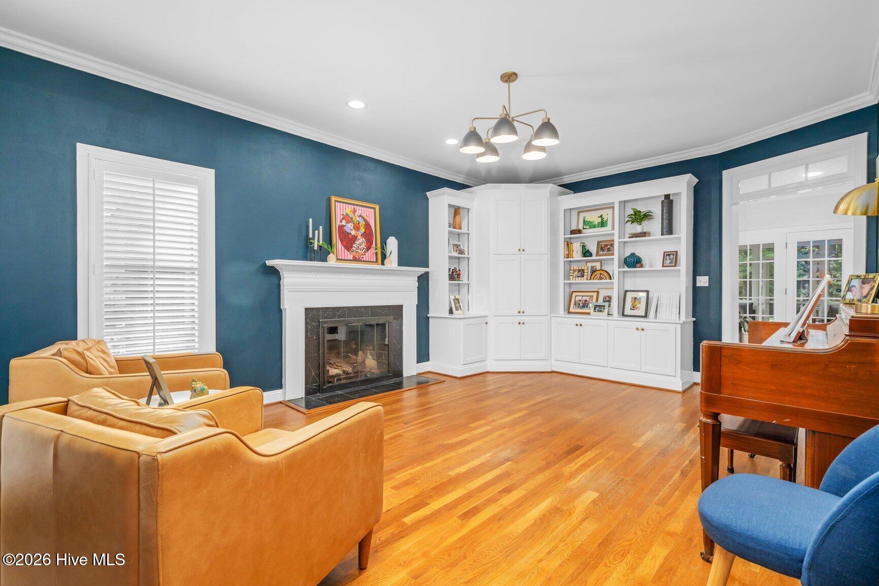 2028 Joelene Drive Property Photo 8