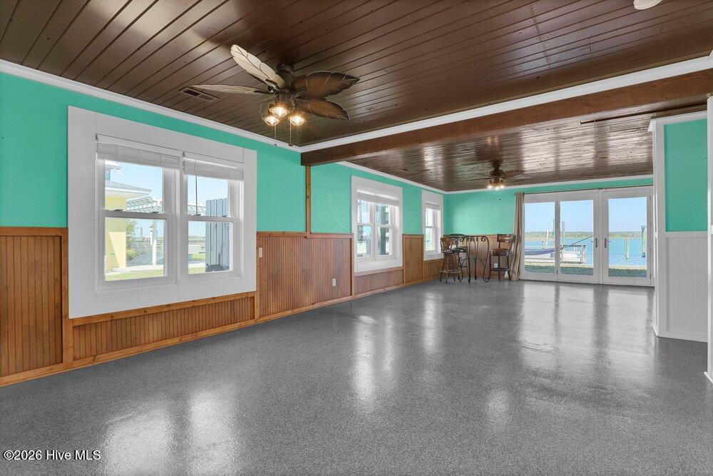 712 Channel Boulevard Property Photo 24