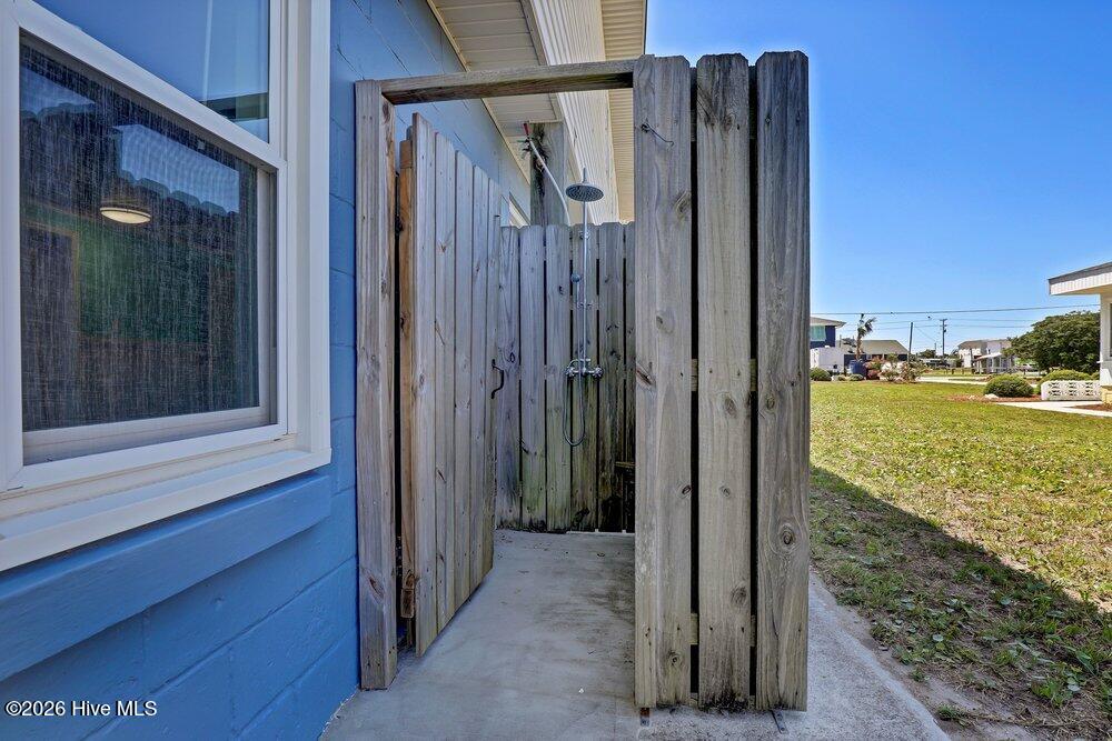 712 Channel Boulevard Property Photo 38