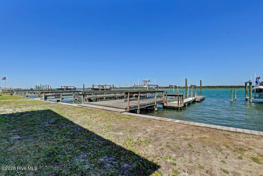 712 Channel Boulevard Property Photo 41