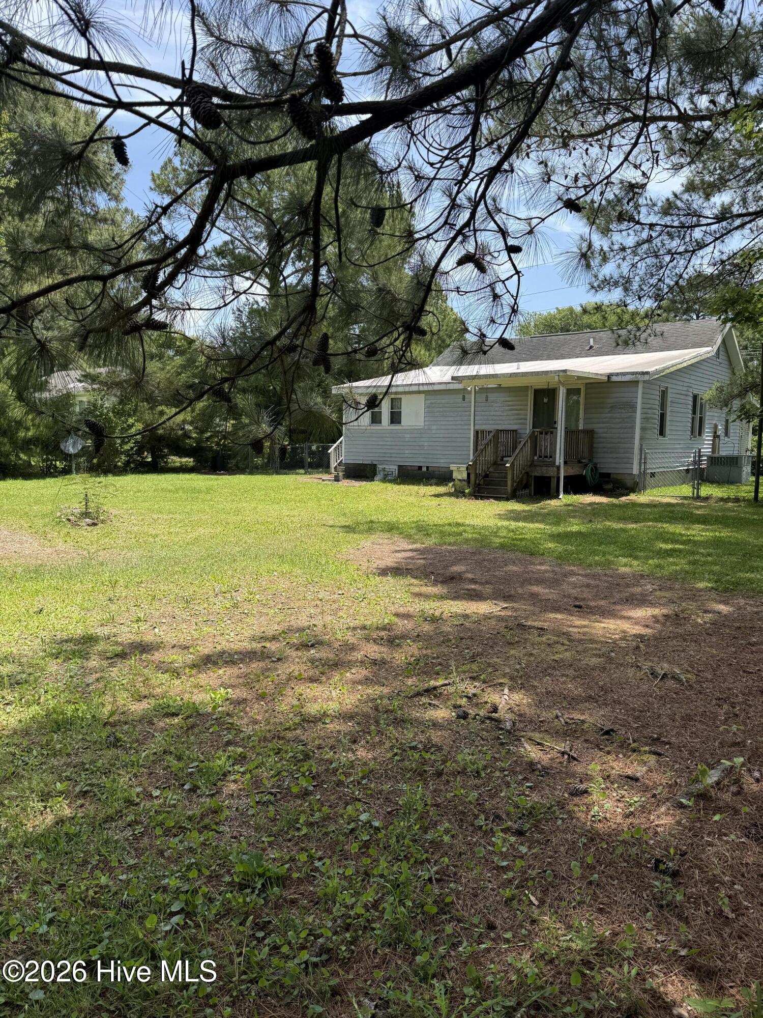 890 Hibbs Road Property Photo 5