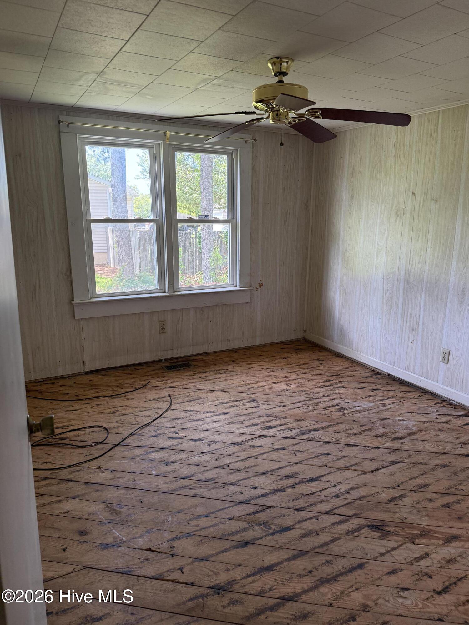 890 Hibbs Road Property Photo 14