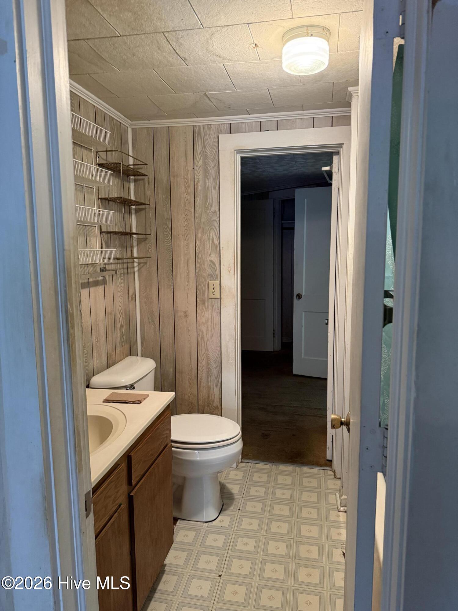 890 Hibbs Road Property Photo 15