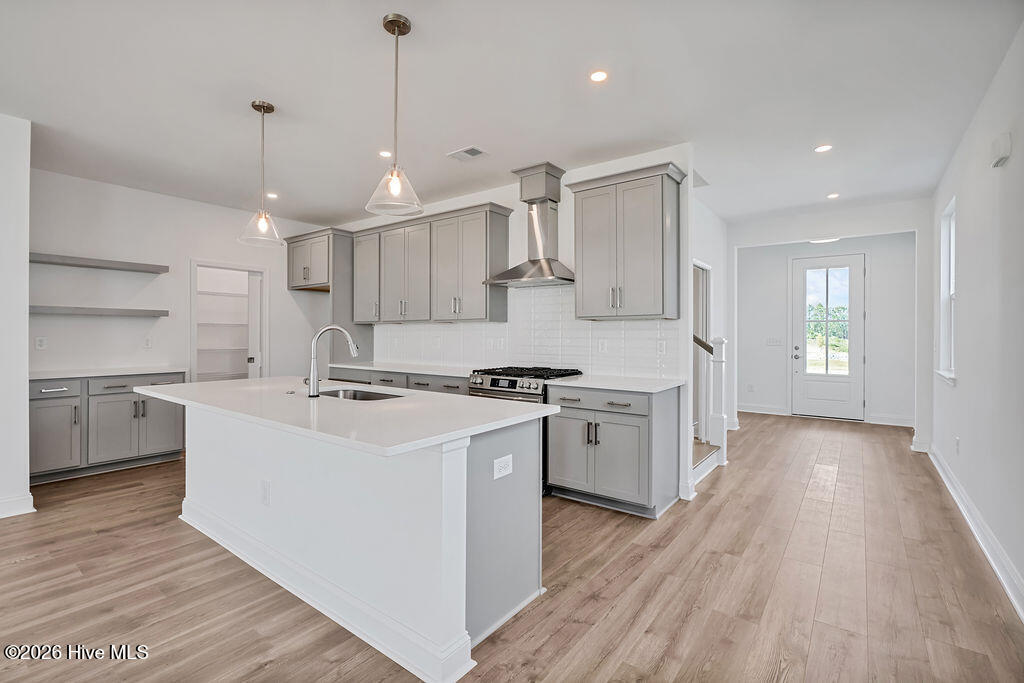 2204 Sandbrook Loop Property Photo 8