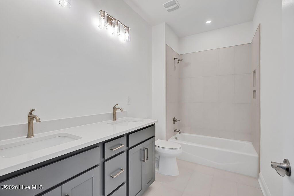 2204 Sandbrook Loop Property Photo 25