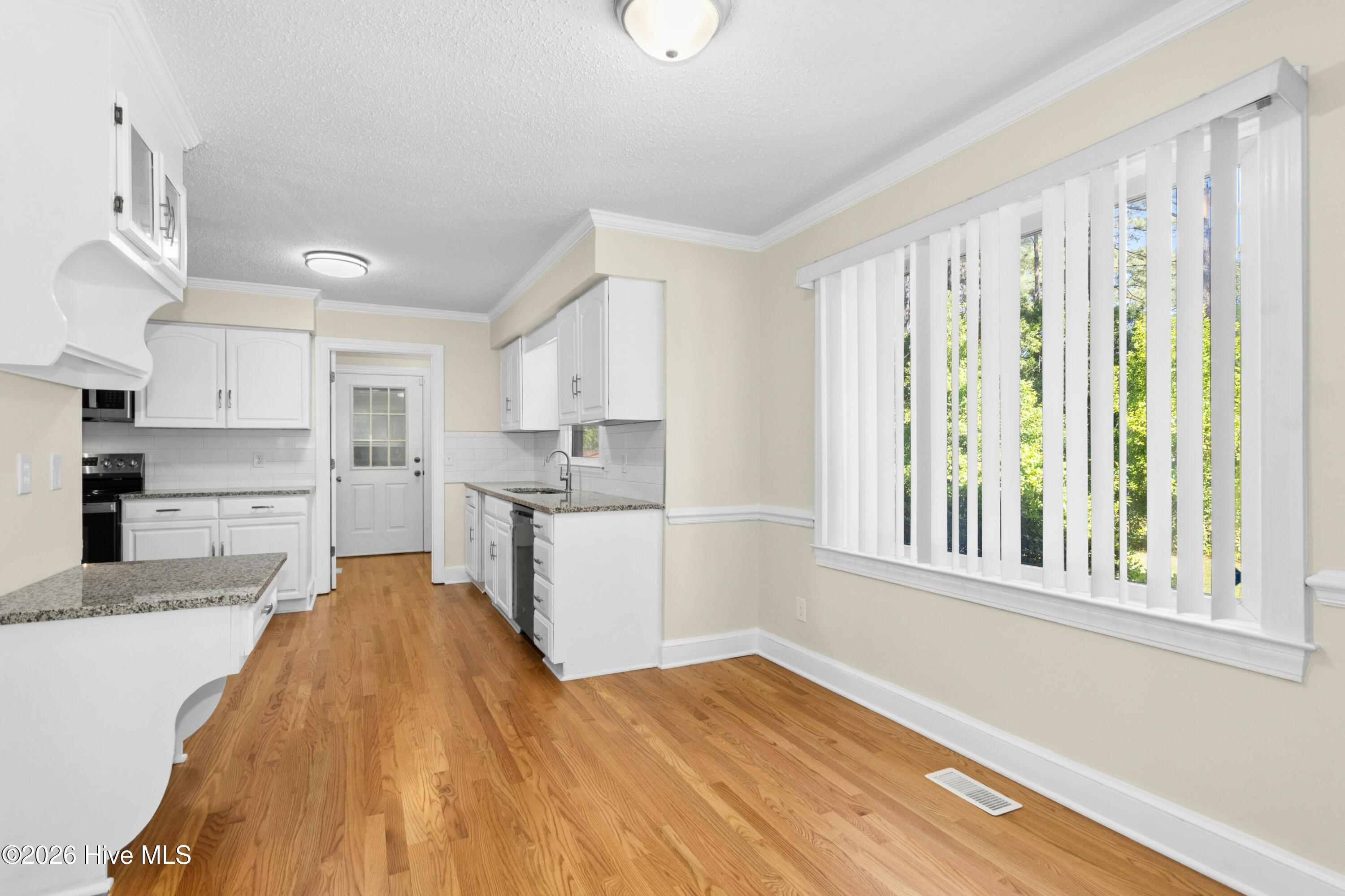 1100 Kensington Avenue Nw Property Photo 15
