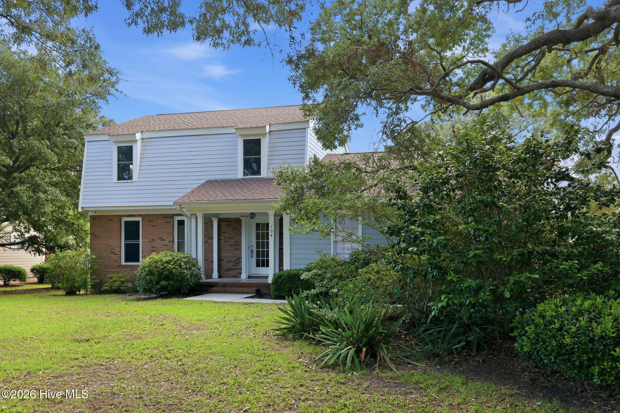 104 Gull Harbor Drive Property Photo 4