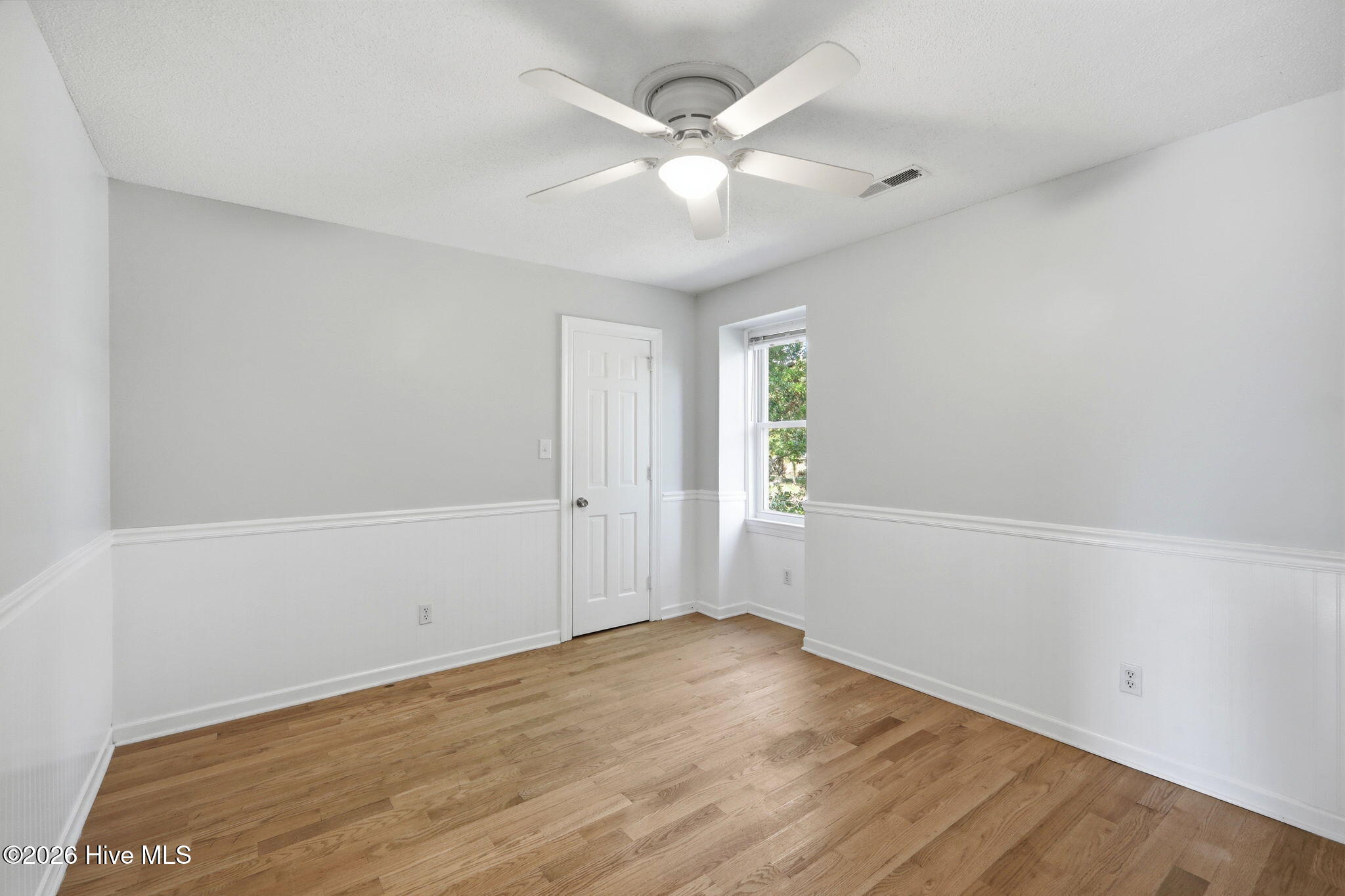 104 Gull Harbor Drive Property Photo 10