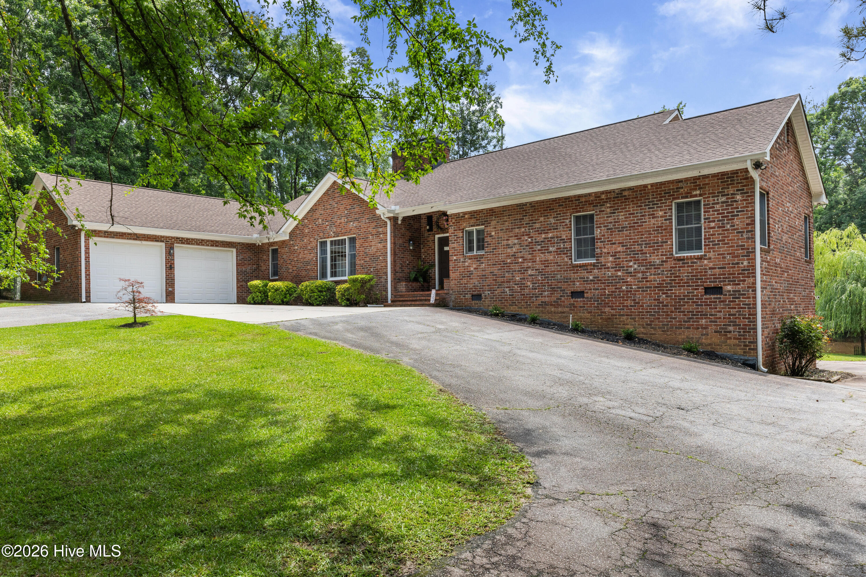 4169 Waters Edge Lane Property Photo 3