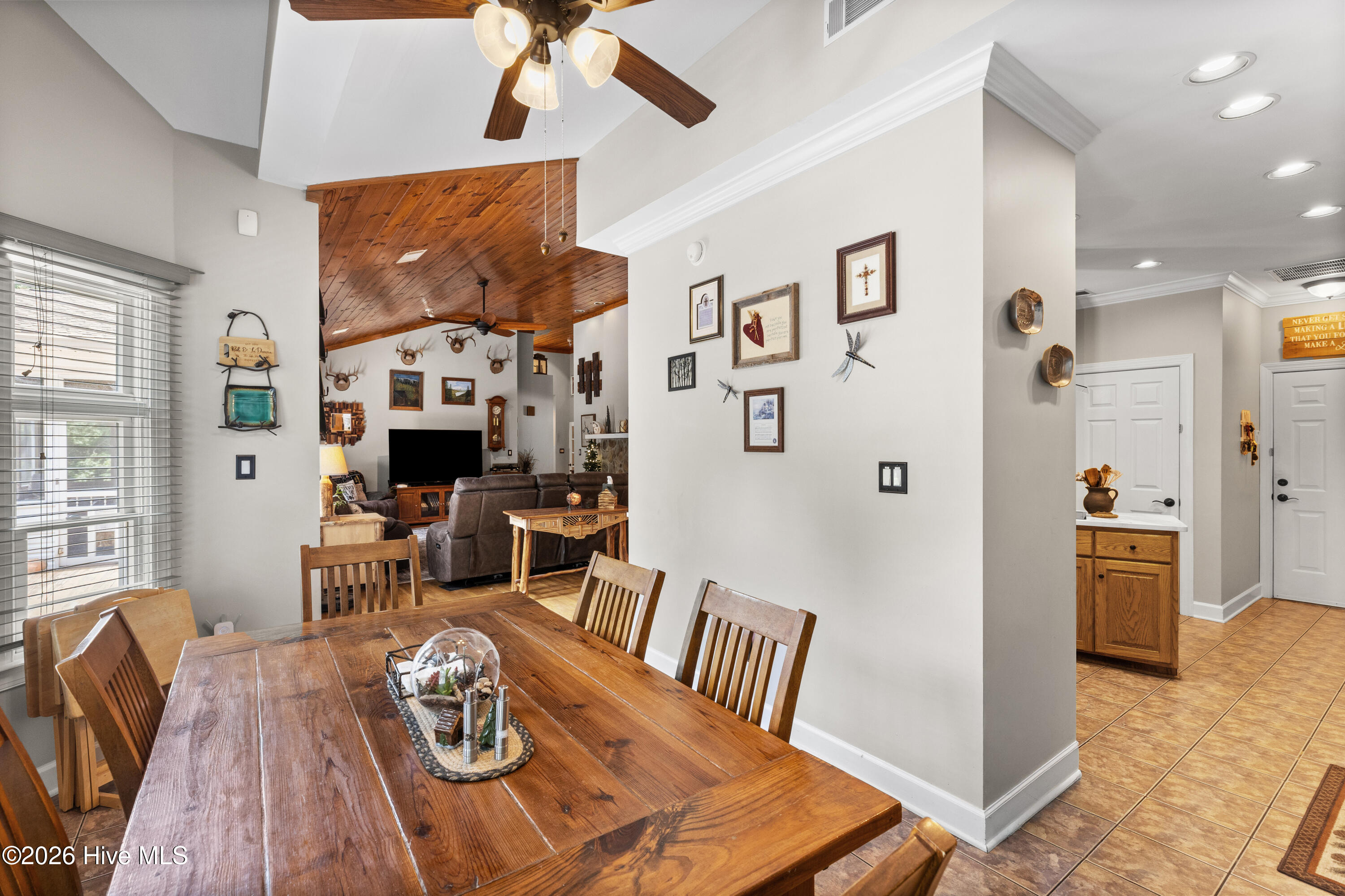 4169 Waters Edge Lane Property Photo 14
