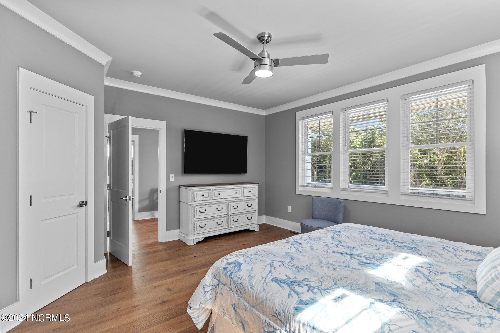 941 Salter Path Road Property Photo 28