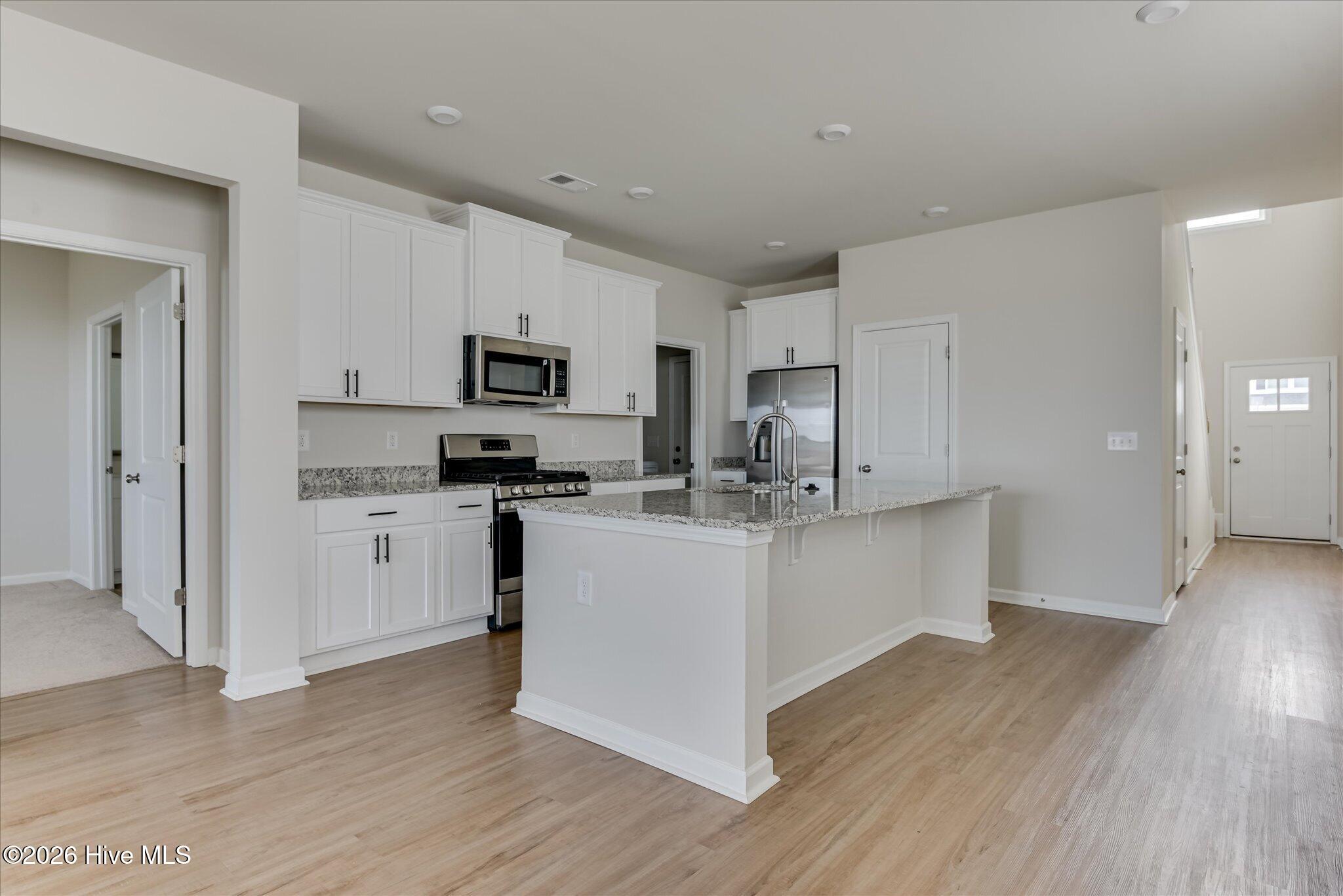 827 Justify Loop Property Photo 12