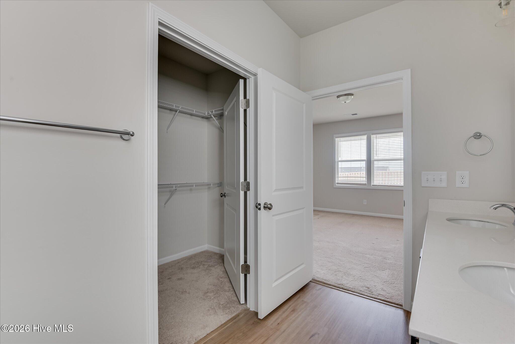 827 Justify Loop Property Photo 18