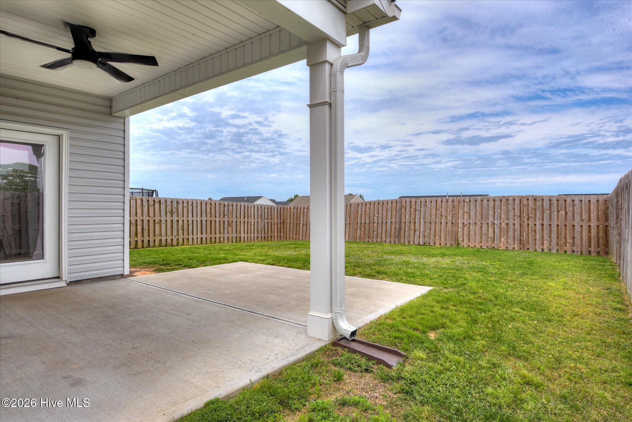 827 Justify Loop Property Photo 30