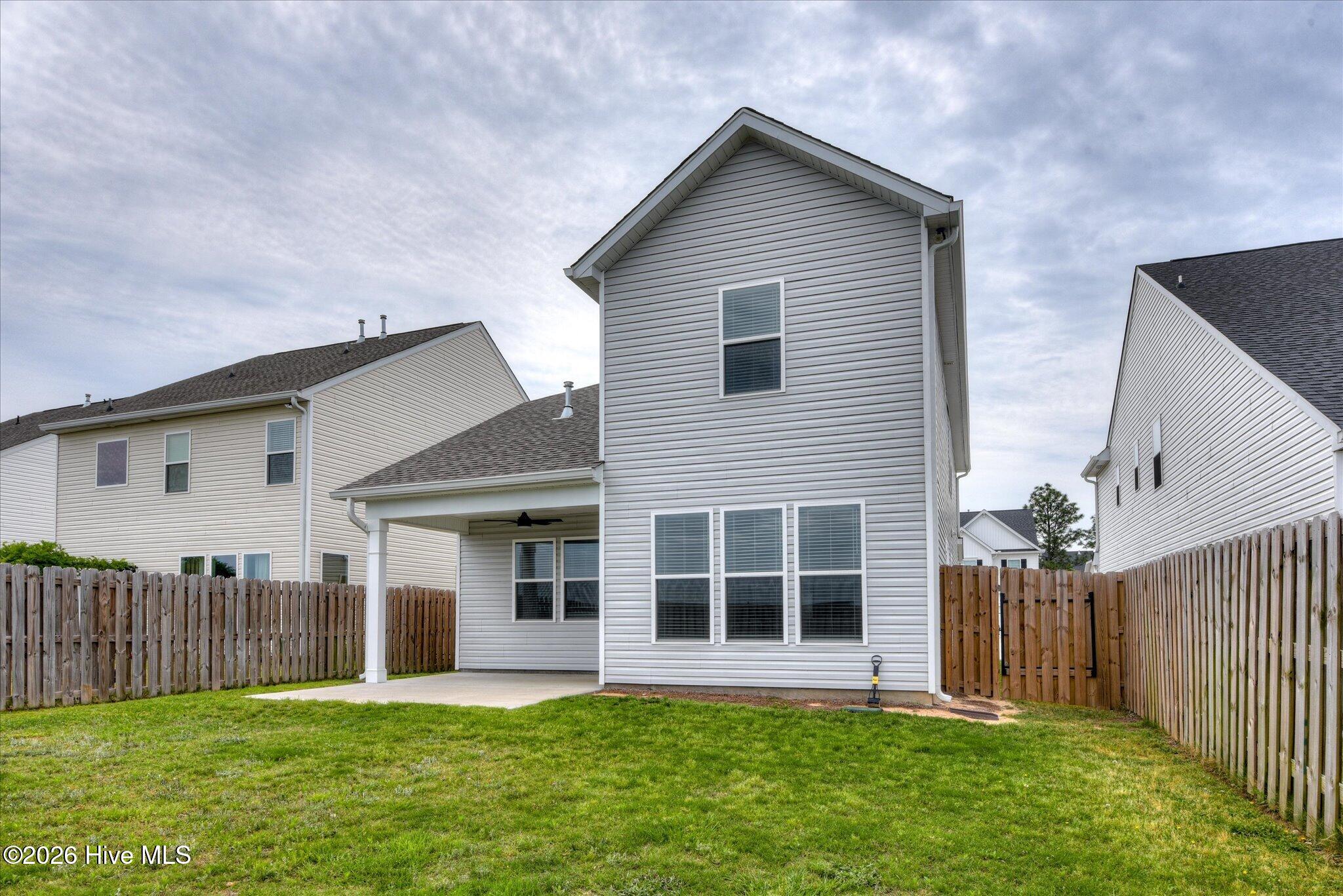 827 Justify Loop Property Photo 32
