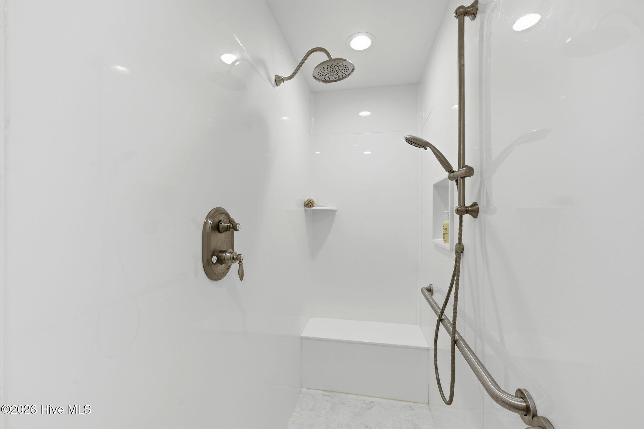 685 Raymond Road Property Photo 25