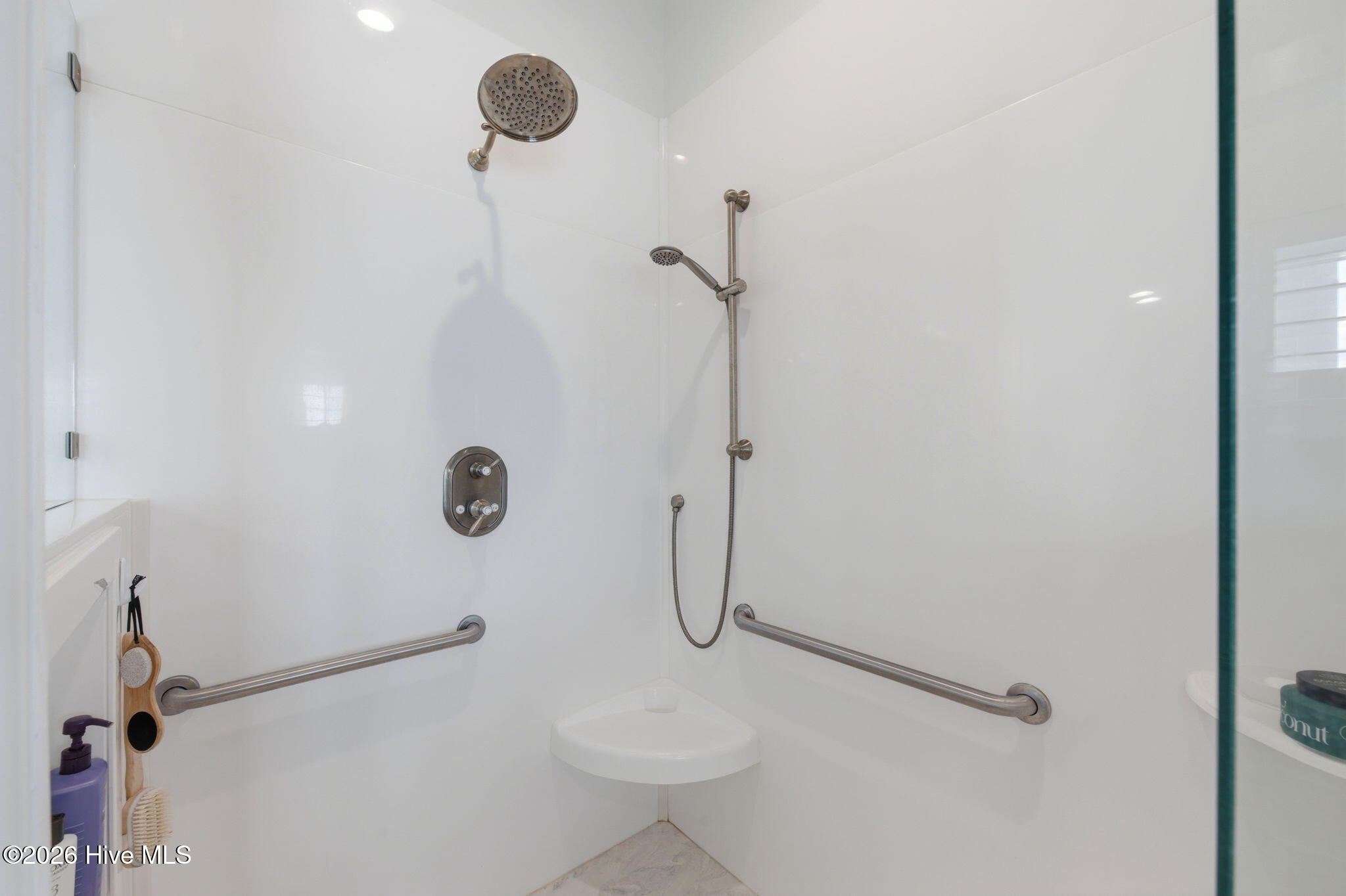 685 Raymond Road Property Photo 40