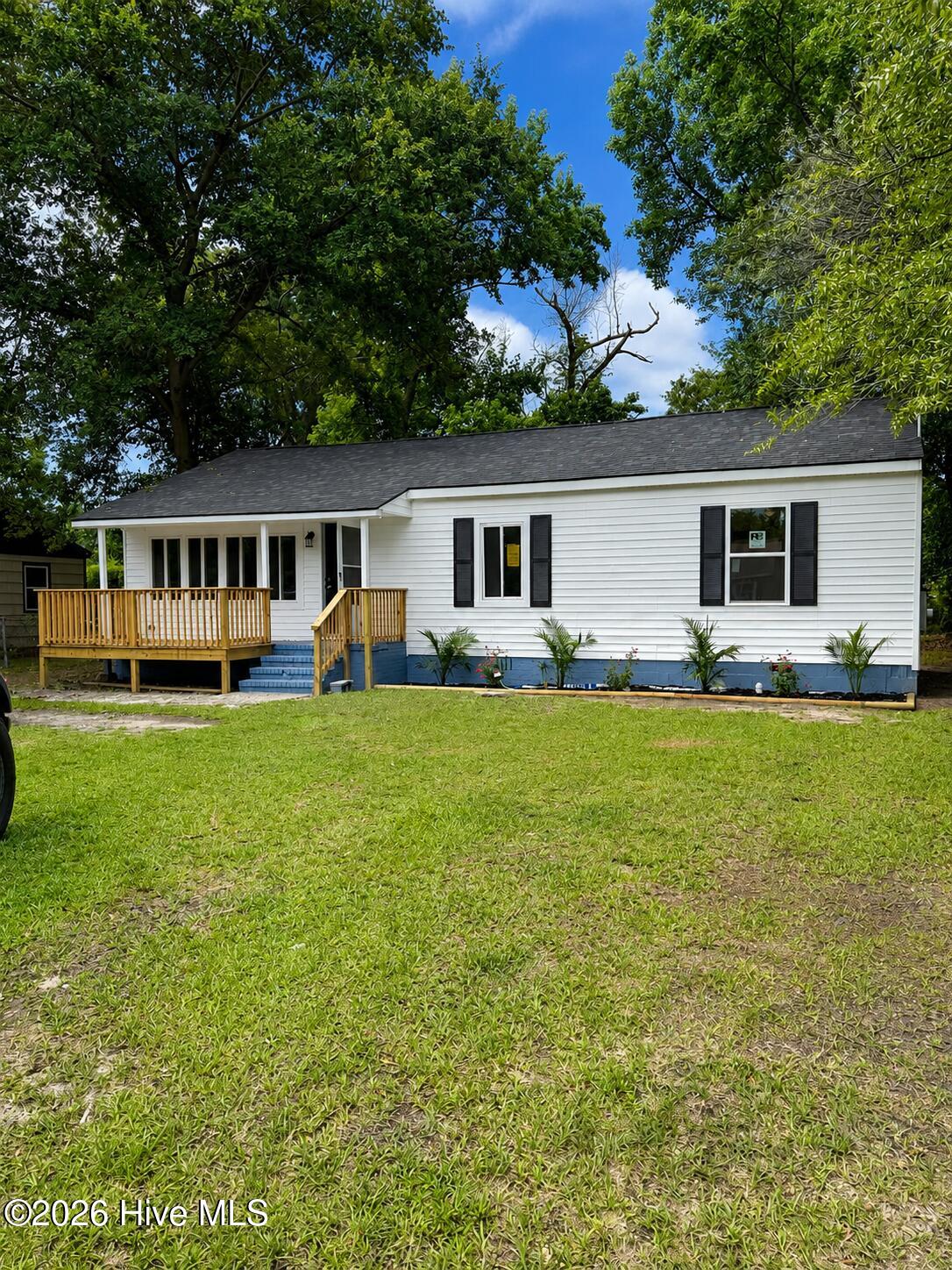 2010 Virginia Avenue Property Photo 3
