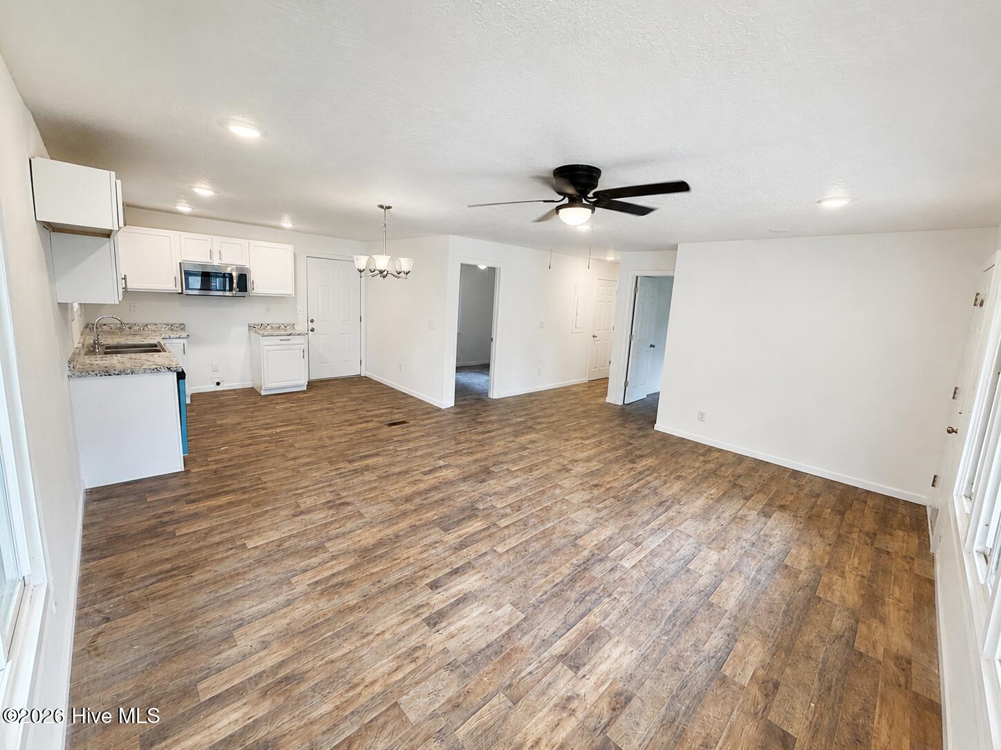 2010 Virginia Avenue Property Photo 7