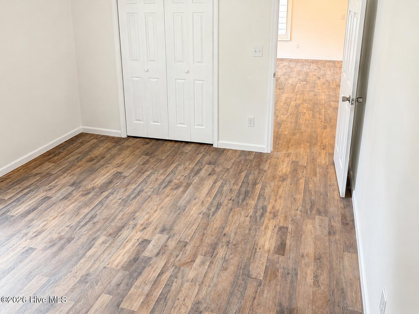 2010 Virginia Avenue Property Photo 22