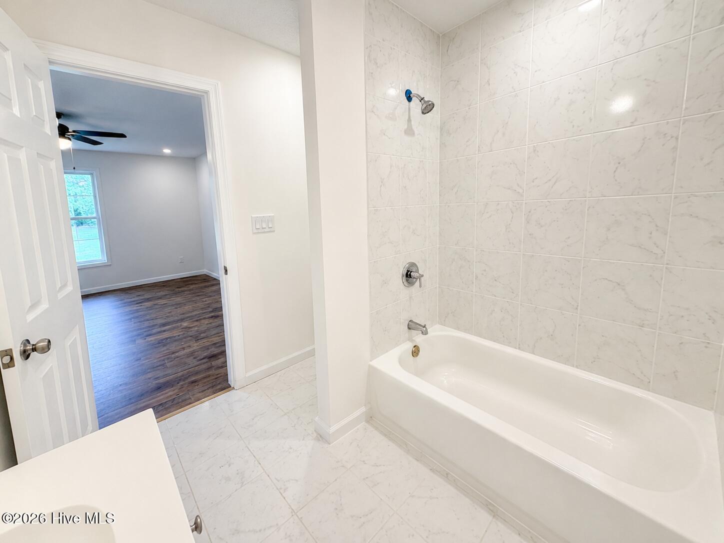 2010 Virginia Avenue Property Photo 32