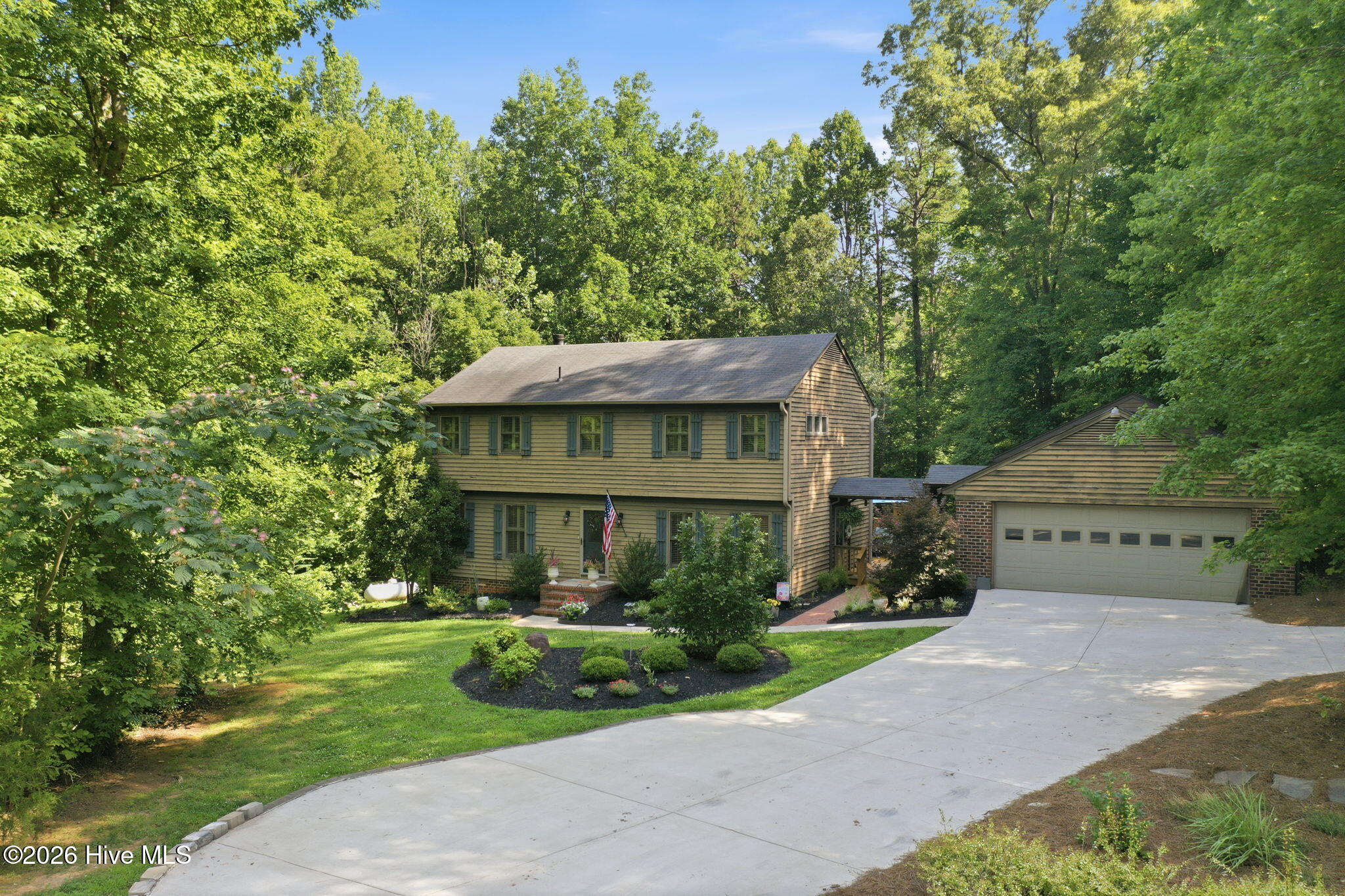 1003 Scenic Drive Property Photo 1
