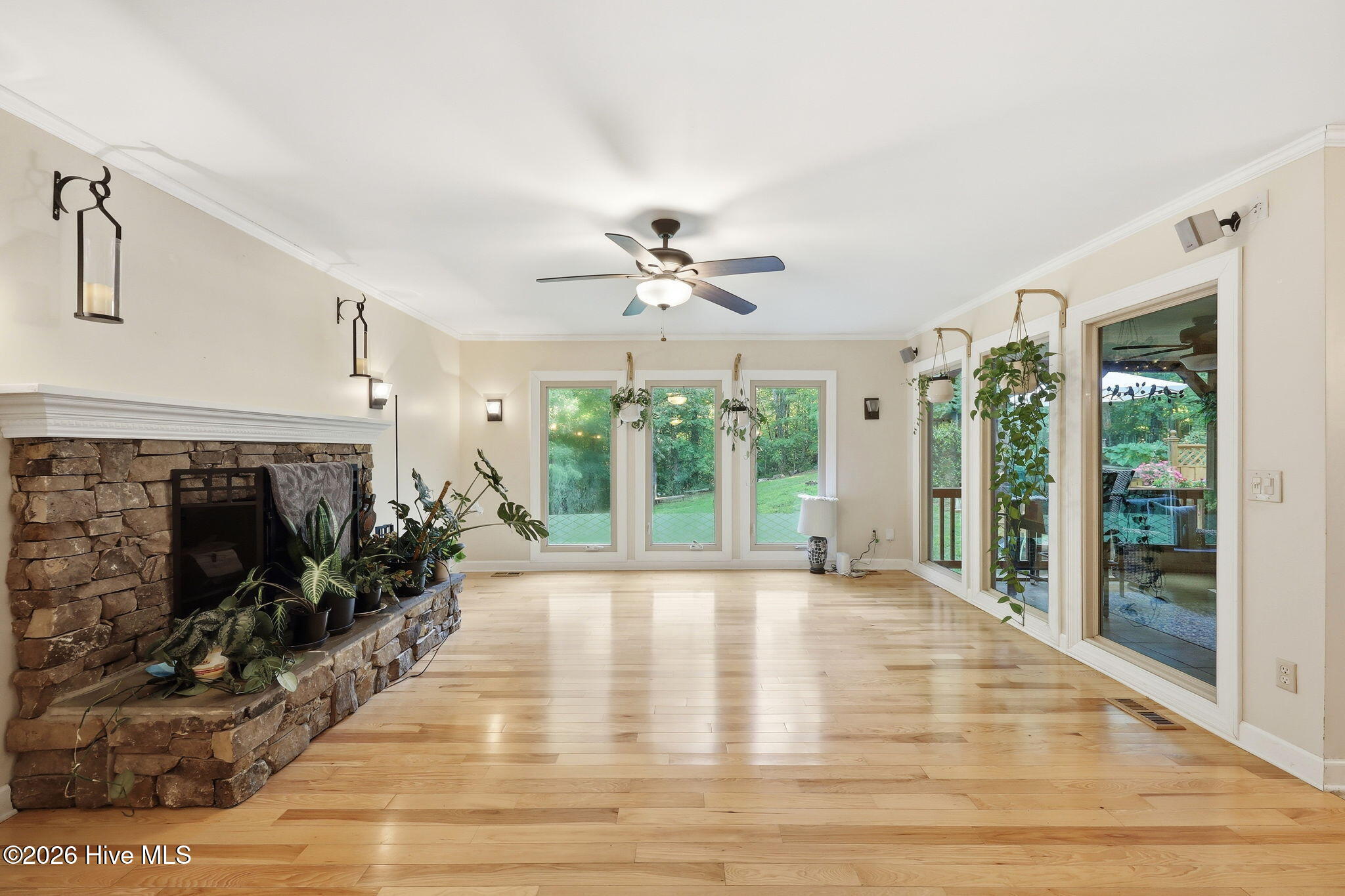 1003 Scenic Drive Property Photo 16