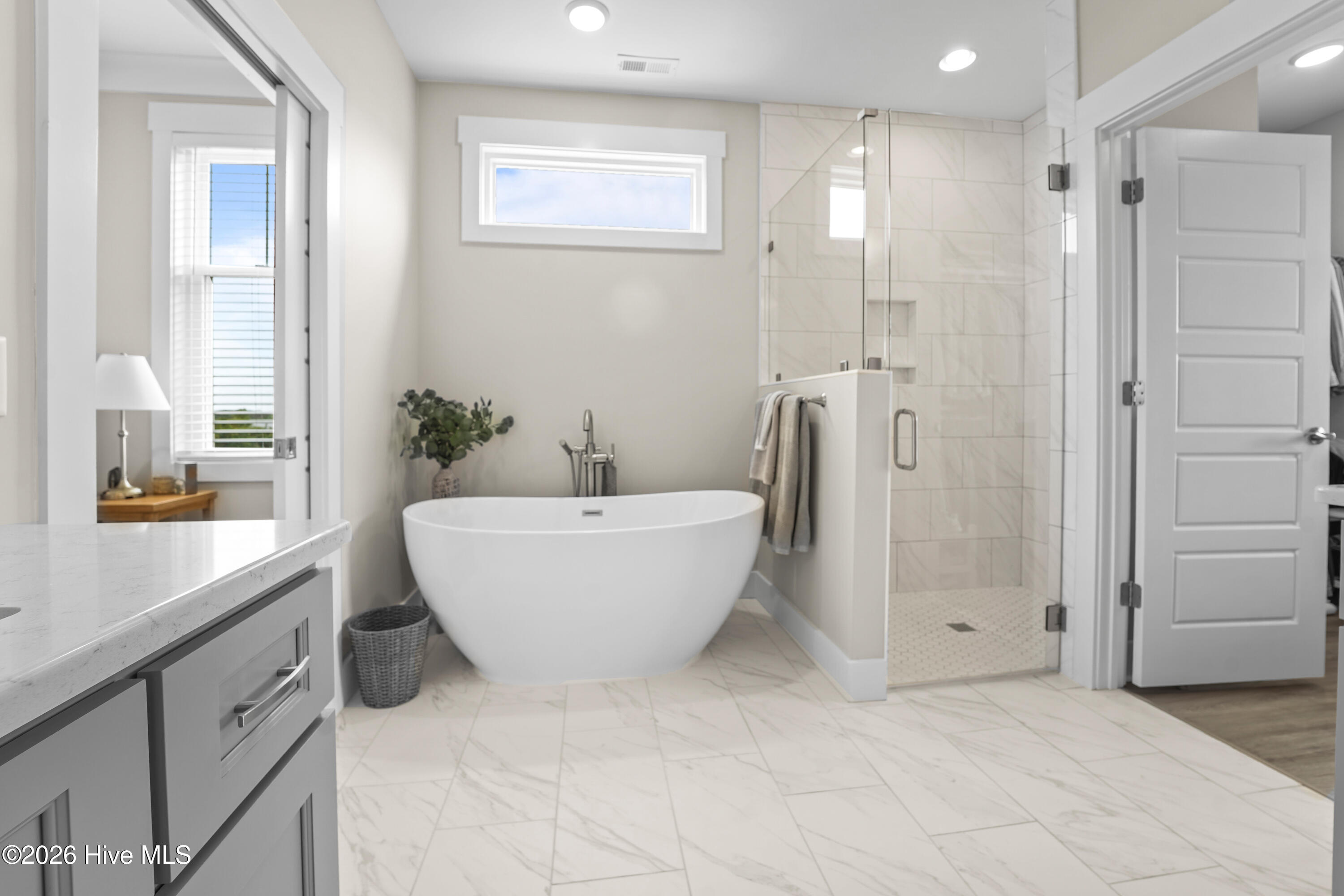 401 Caspian Court Property Photo 33