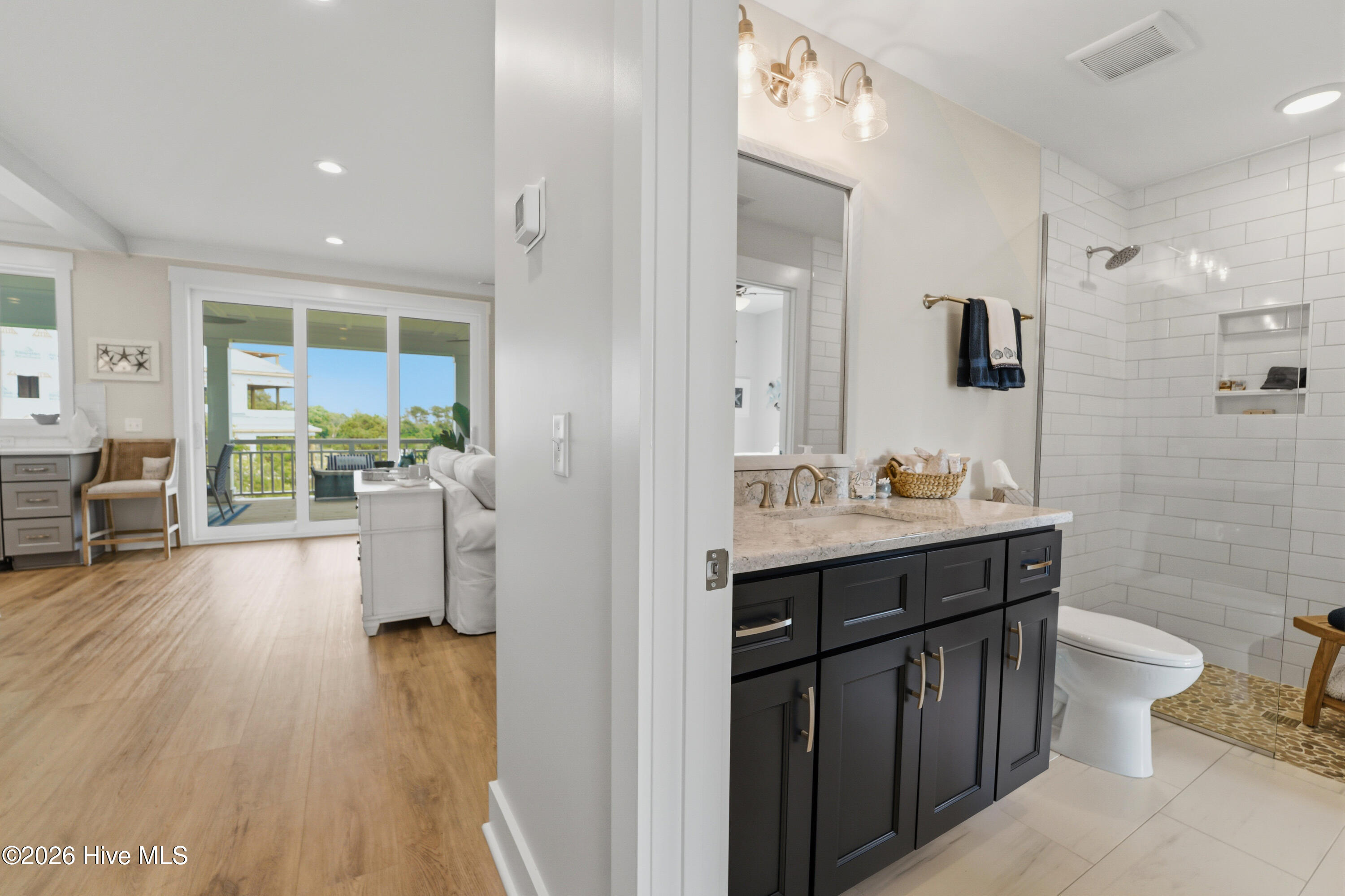 401 Caspian Court Property Photo 42