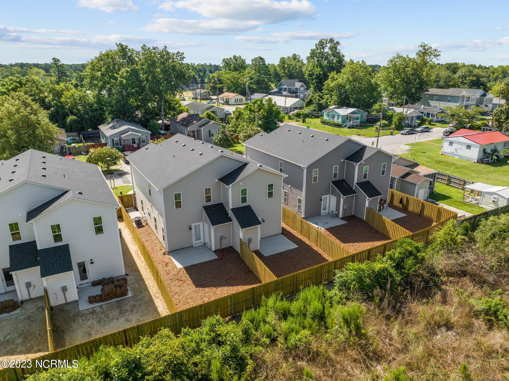 1415 Corbett Street A&b Property Photo 12
