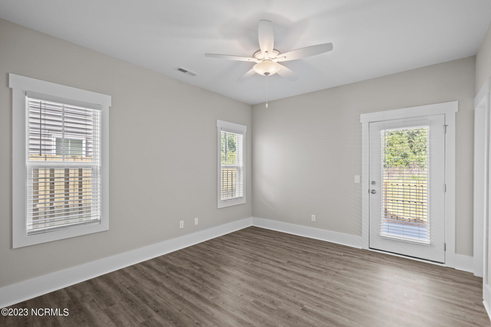 1415 Corbett Street A&b Property Photo 24