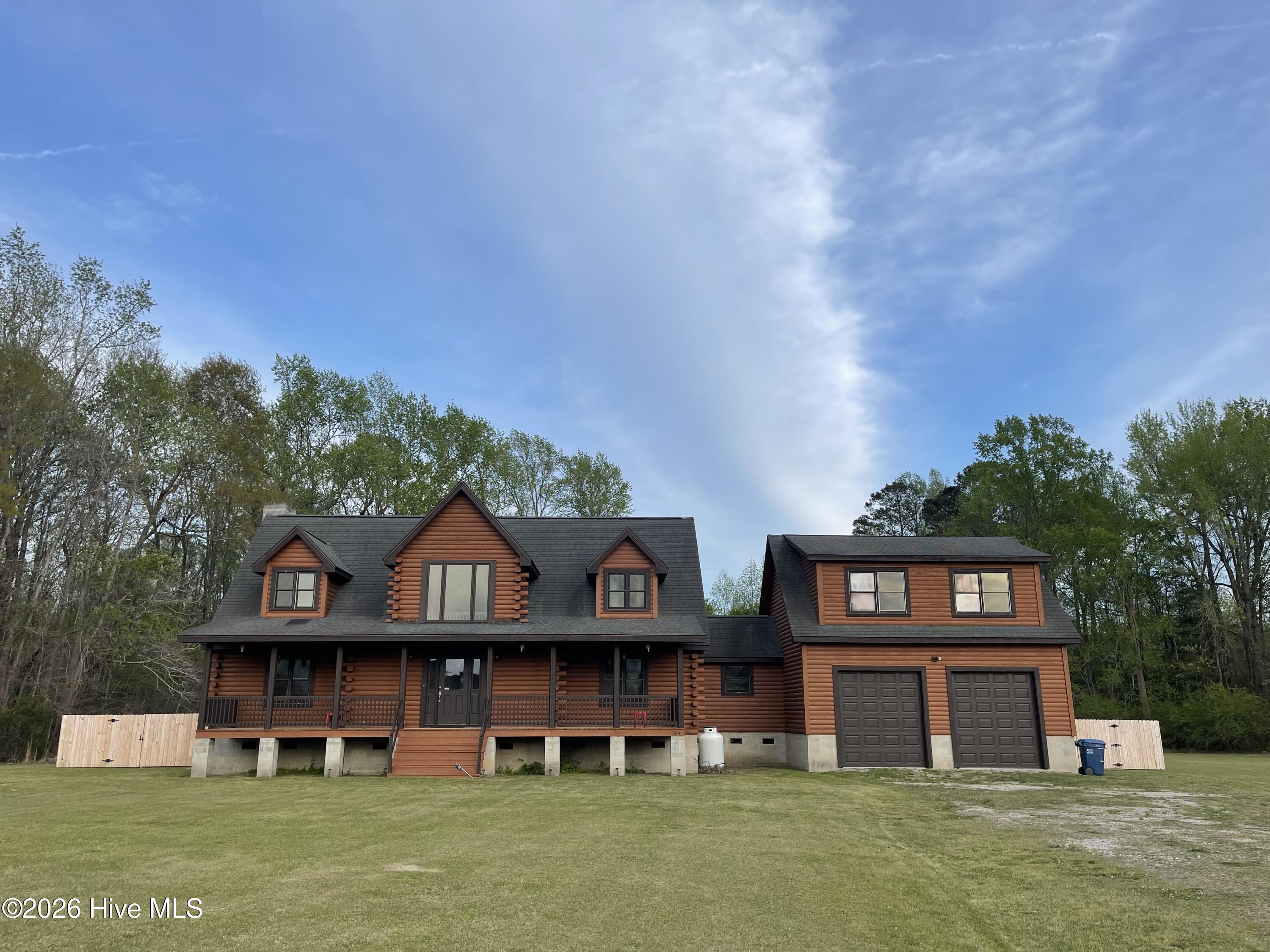 984 Mill Hole Road Property Photo 1