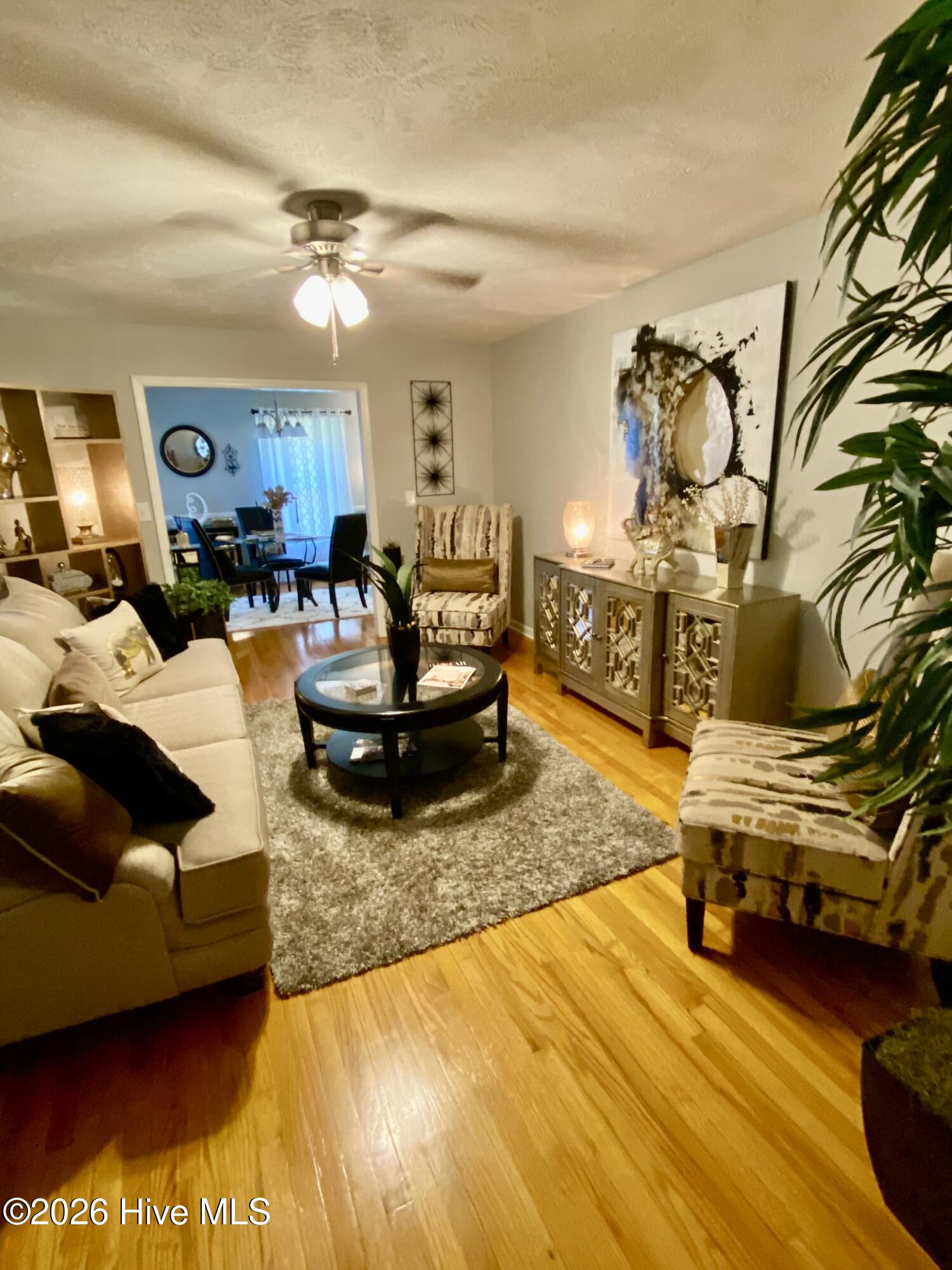 1303 Charles Drive Property Photo 4