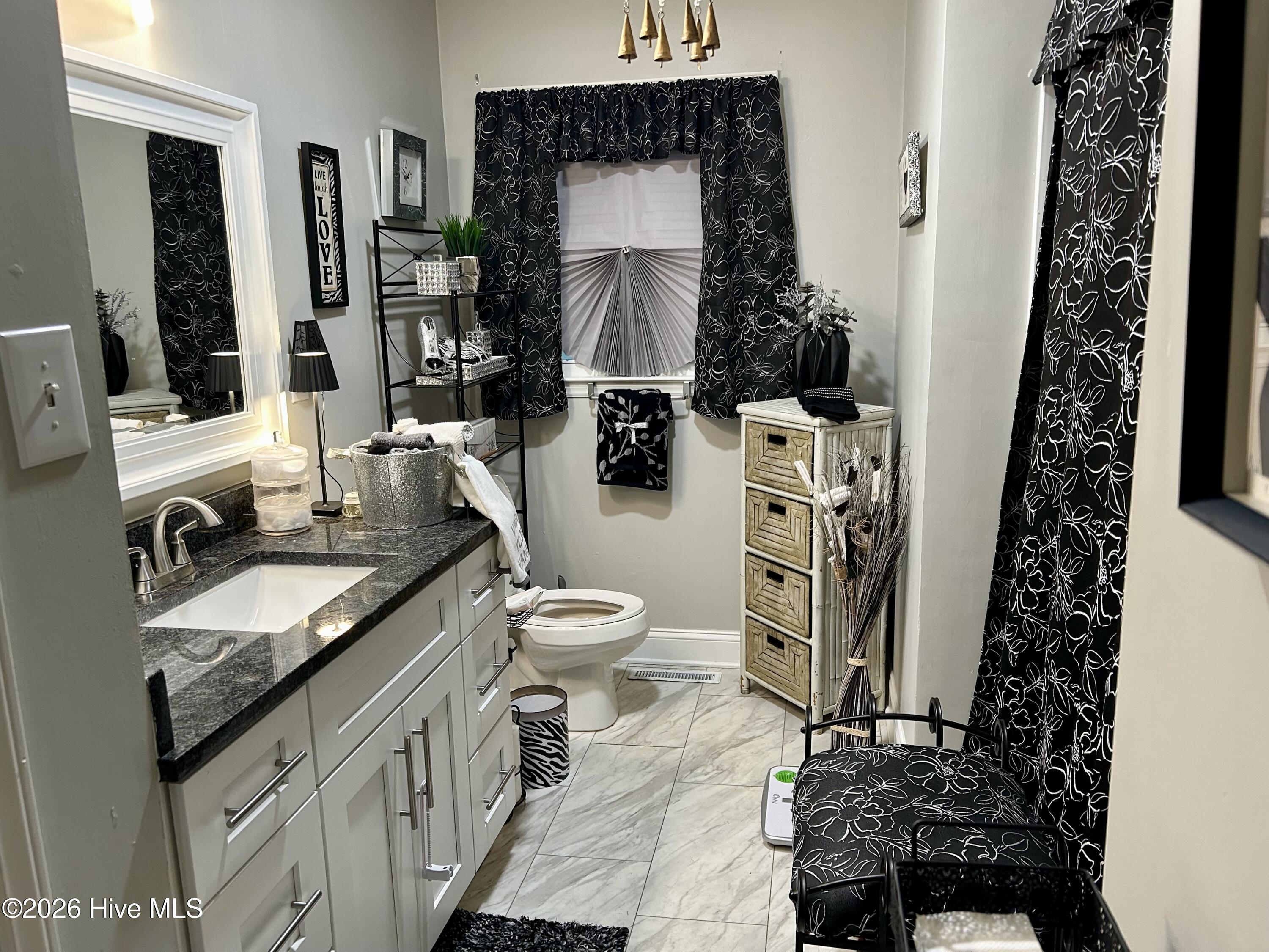1303 Charles Drive Property Photo 13