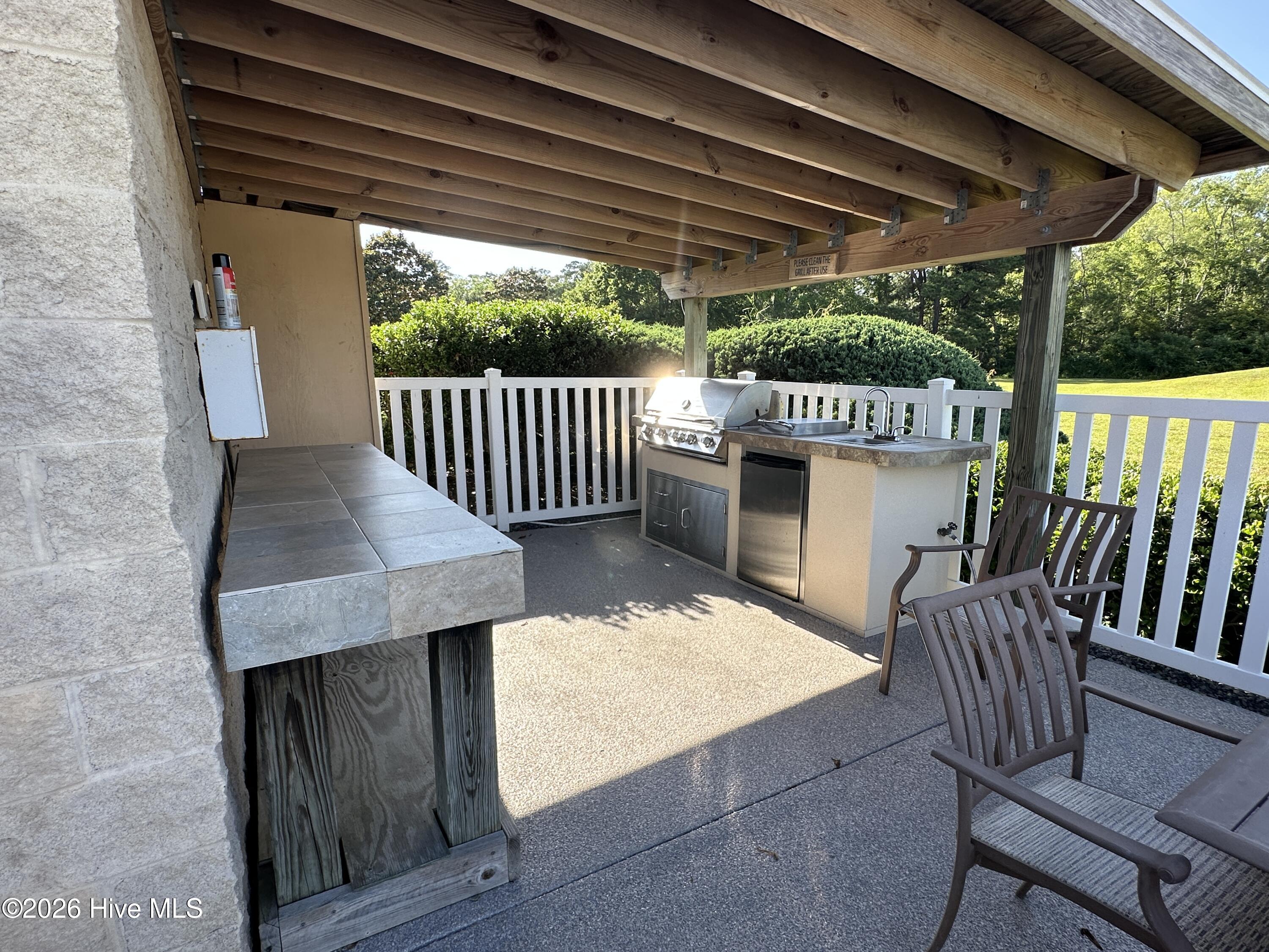 98 77 Carolina Way Property Photo 8
